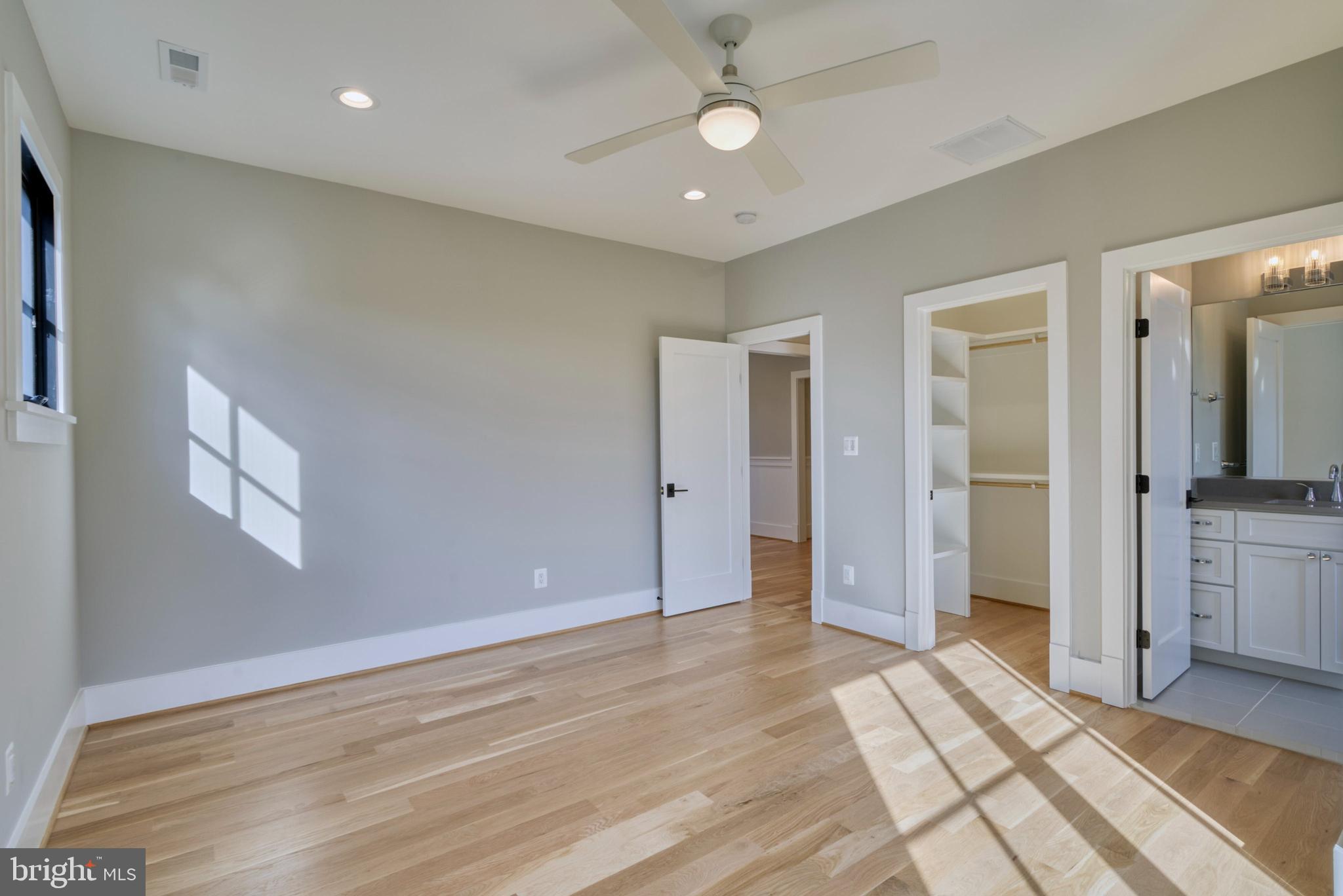 ROSEMONT - Residential