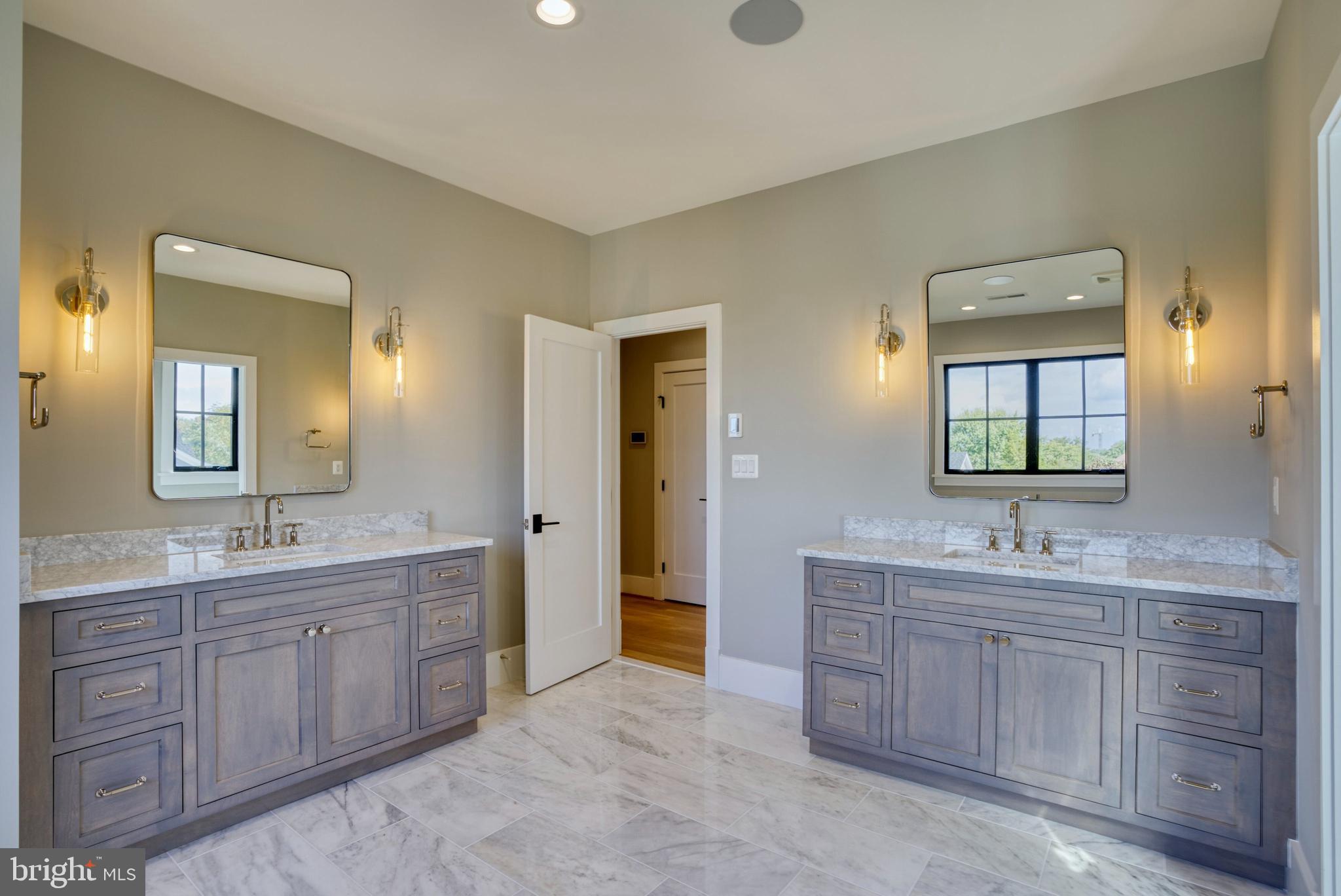 ROSEMONT - Residential