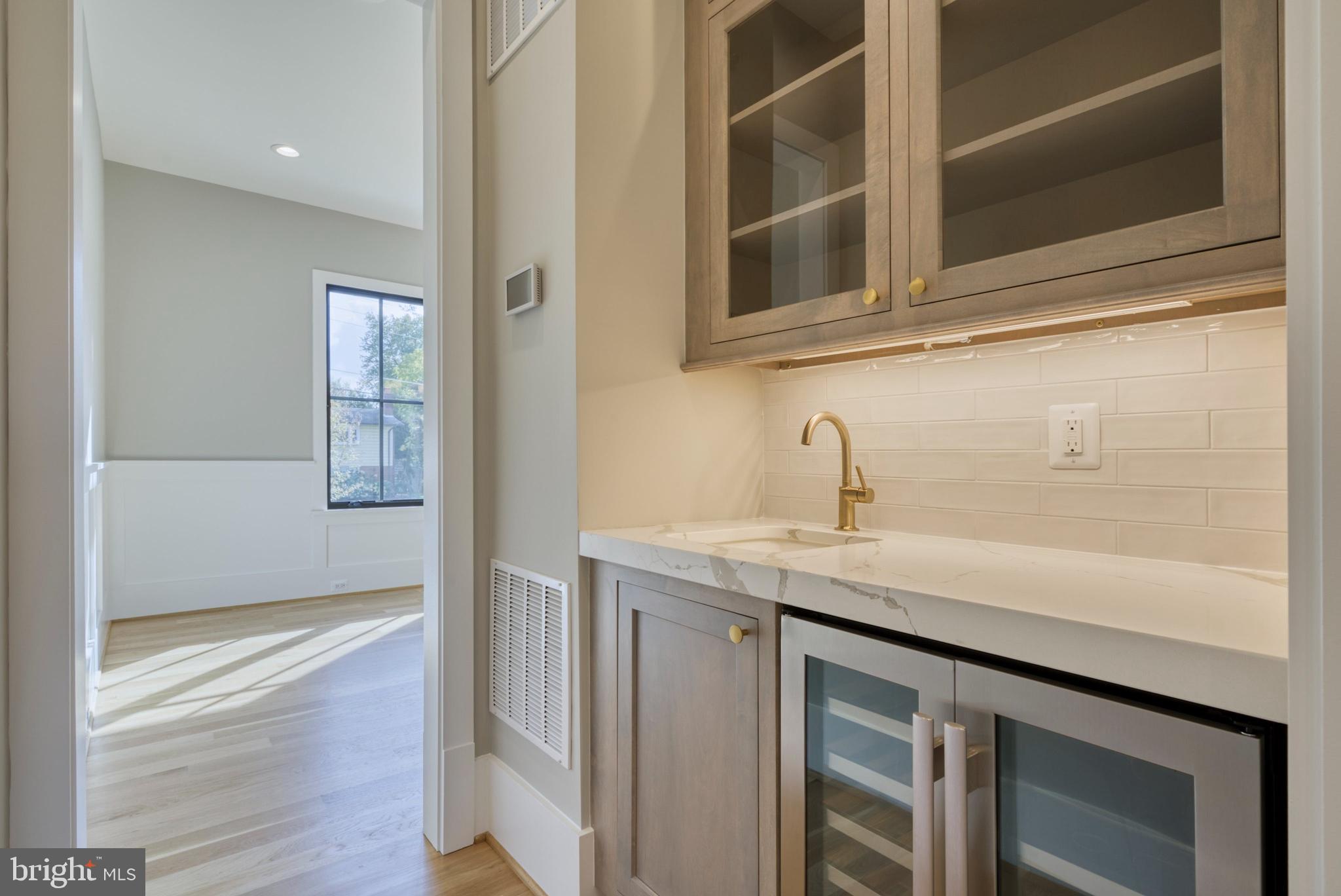 ROSEMONT - Residential