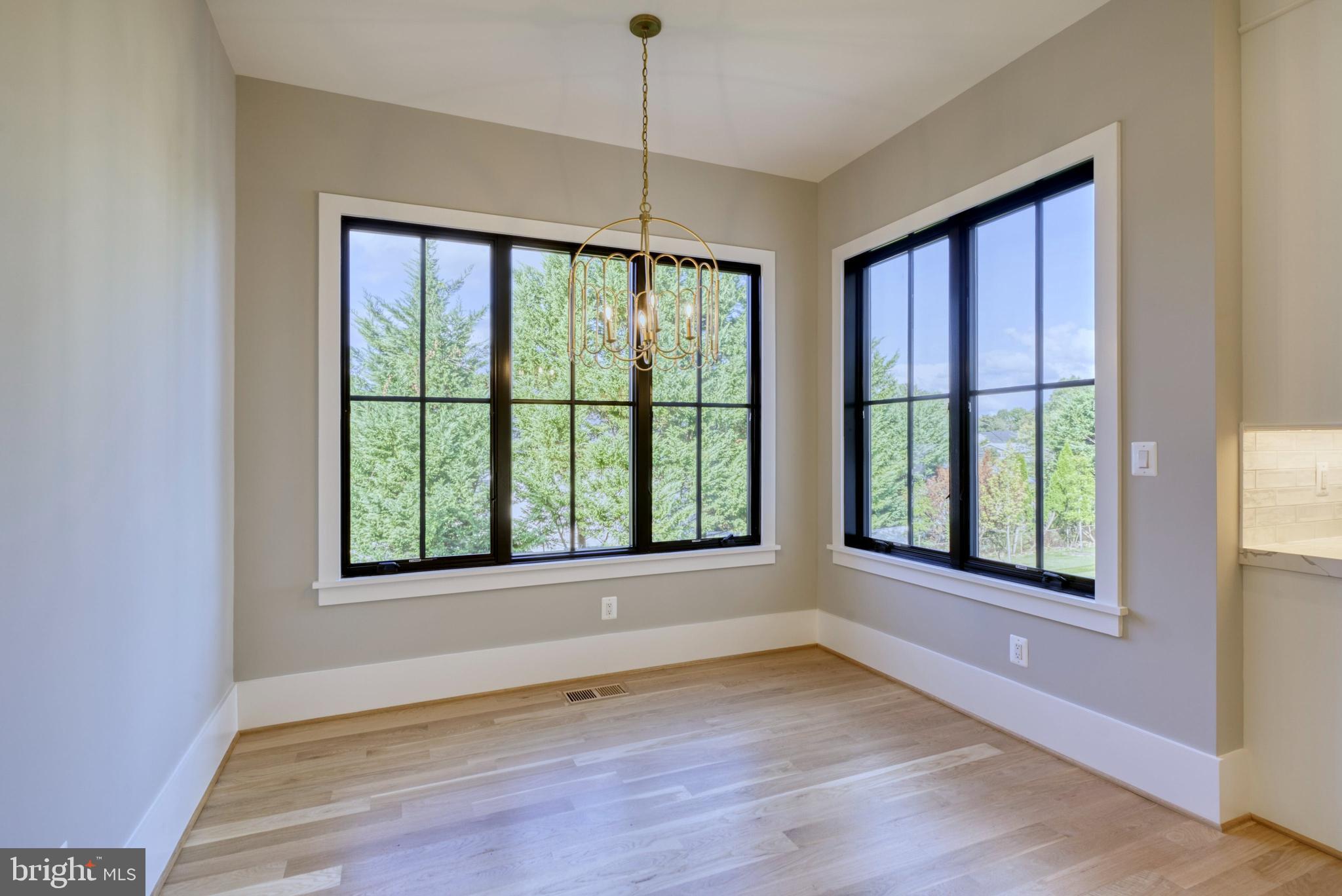 ROSEMONT - Residential