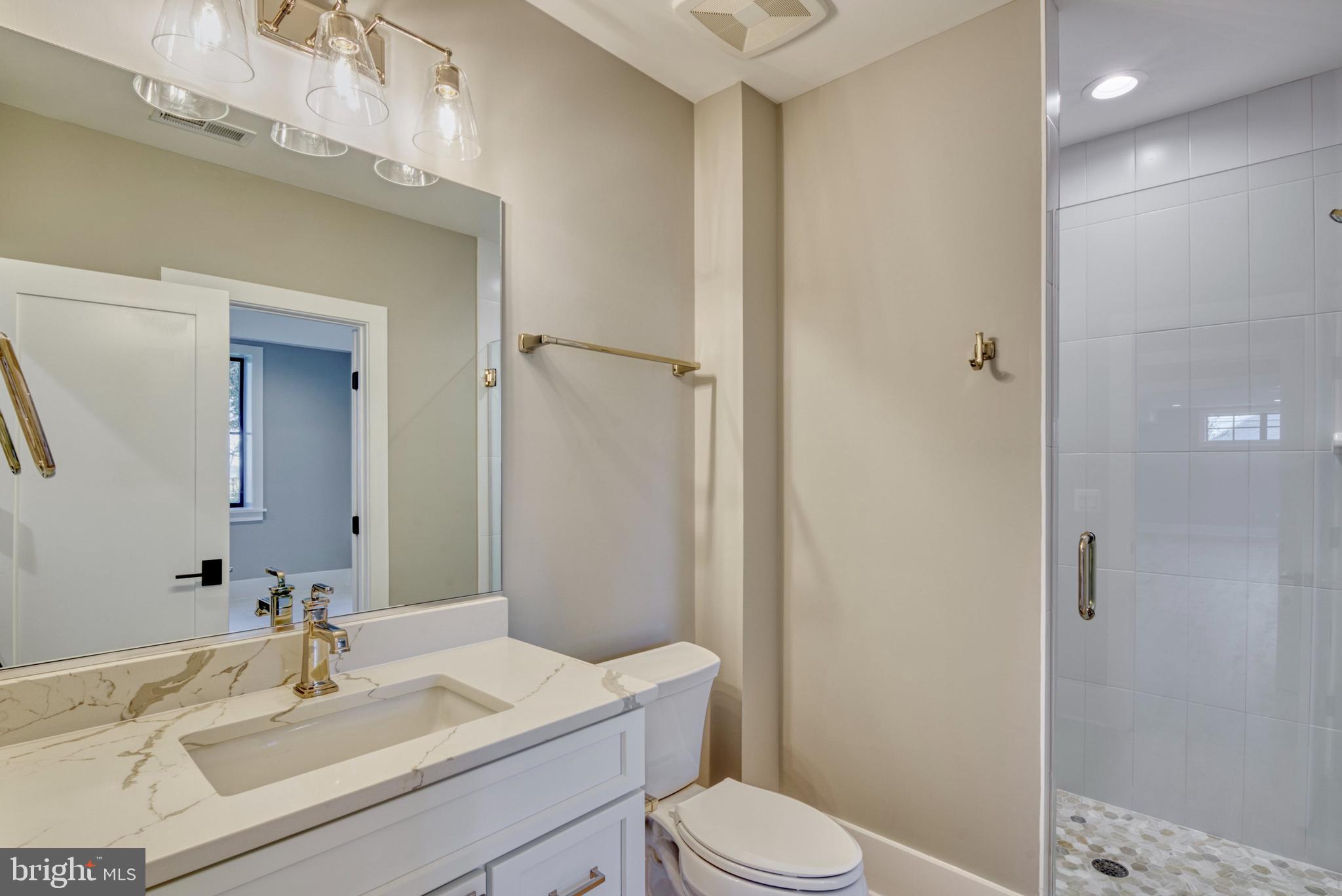 ROSEMONT - Residential