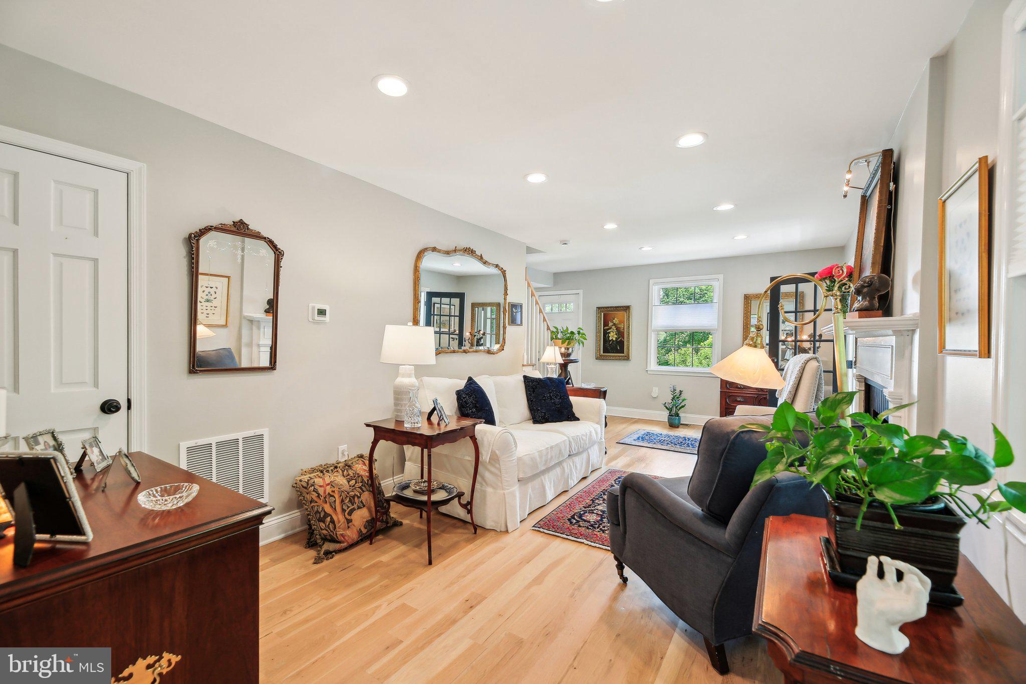 607 MARWOOD ROAD