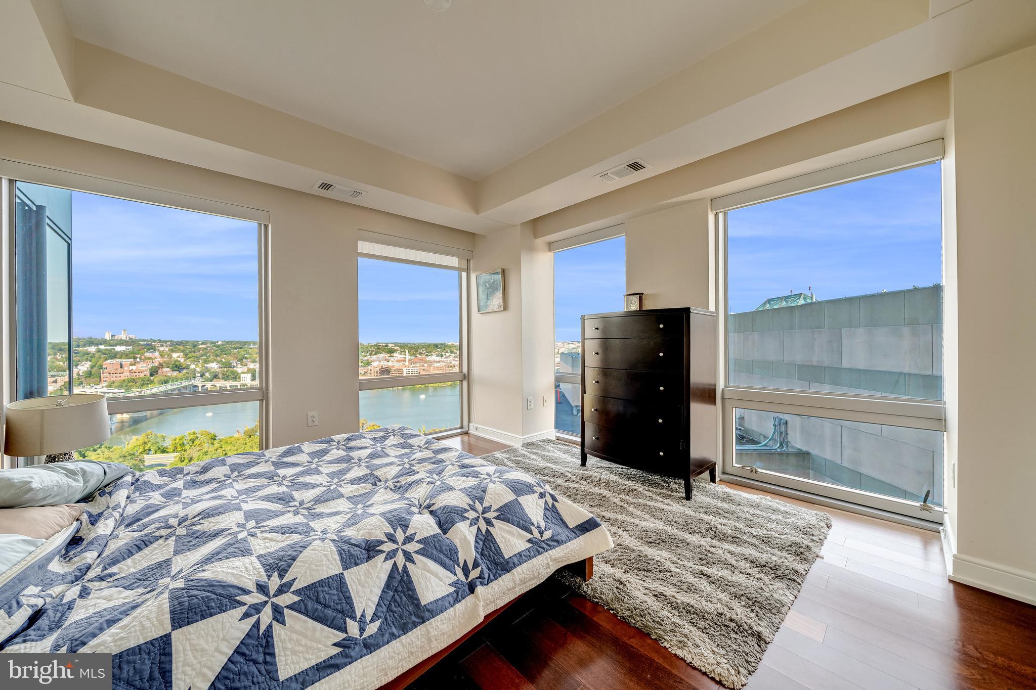 THE WATERVIEW - Residential Lease