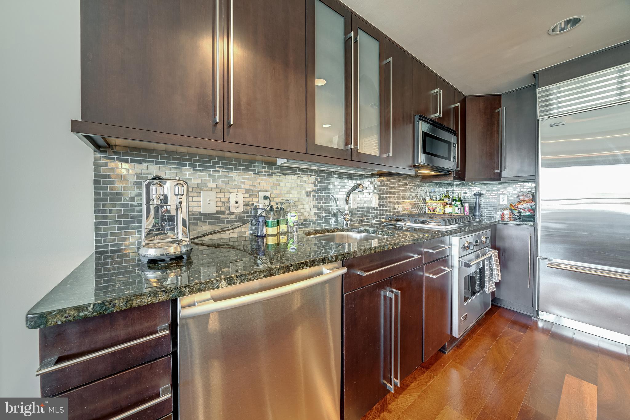 THE WATERVIEW - Residential Lease