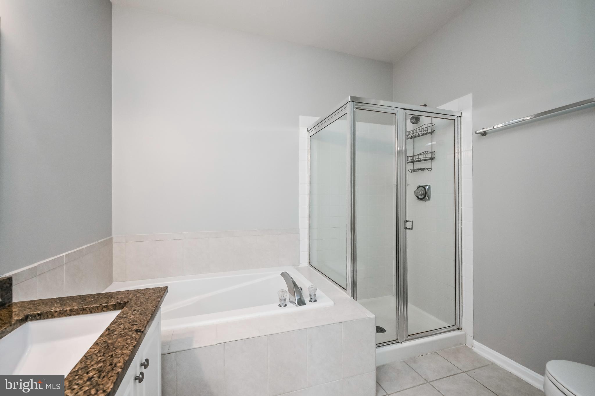 CEDAR LAKES - Residential Lease