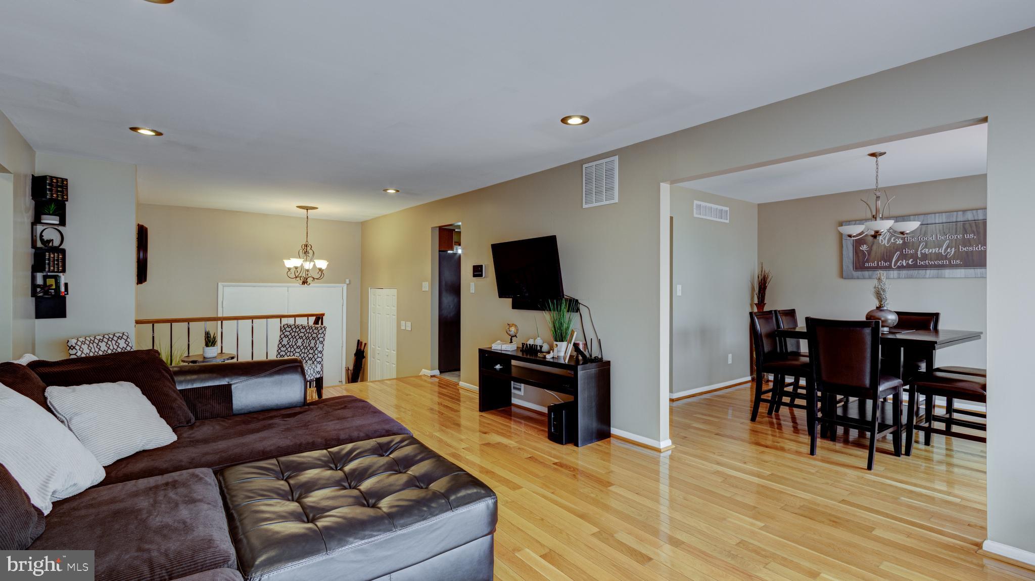 GWYNN ACRES - Residential