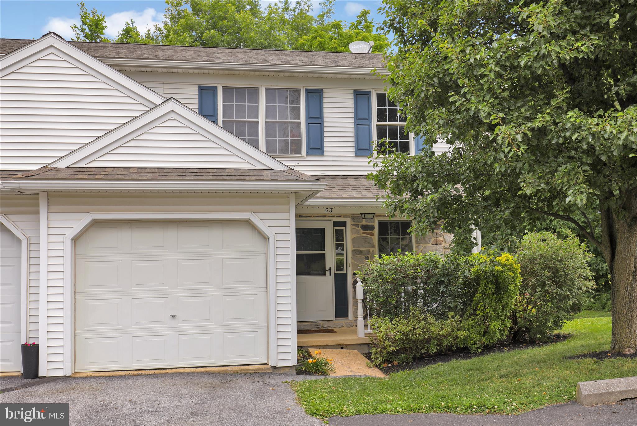 53 HERON ROAD