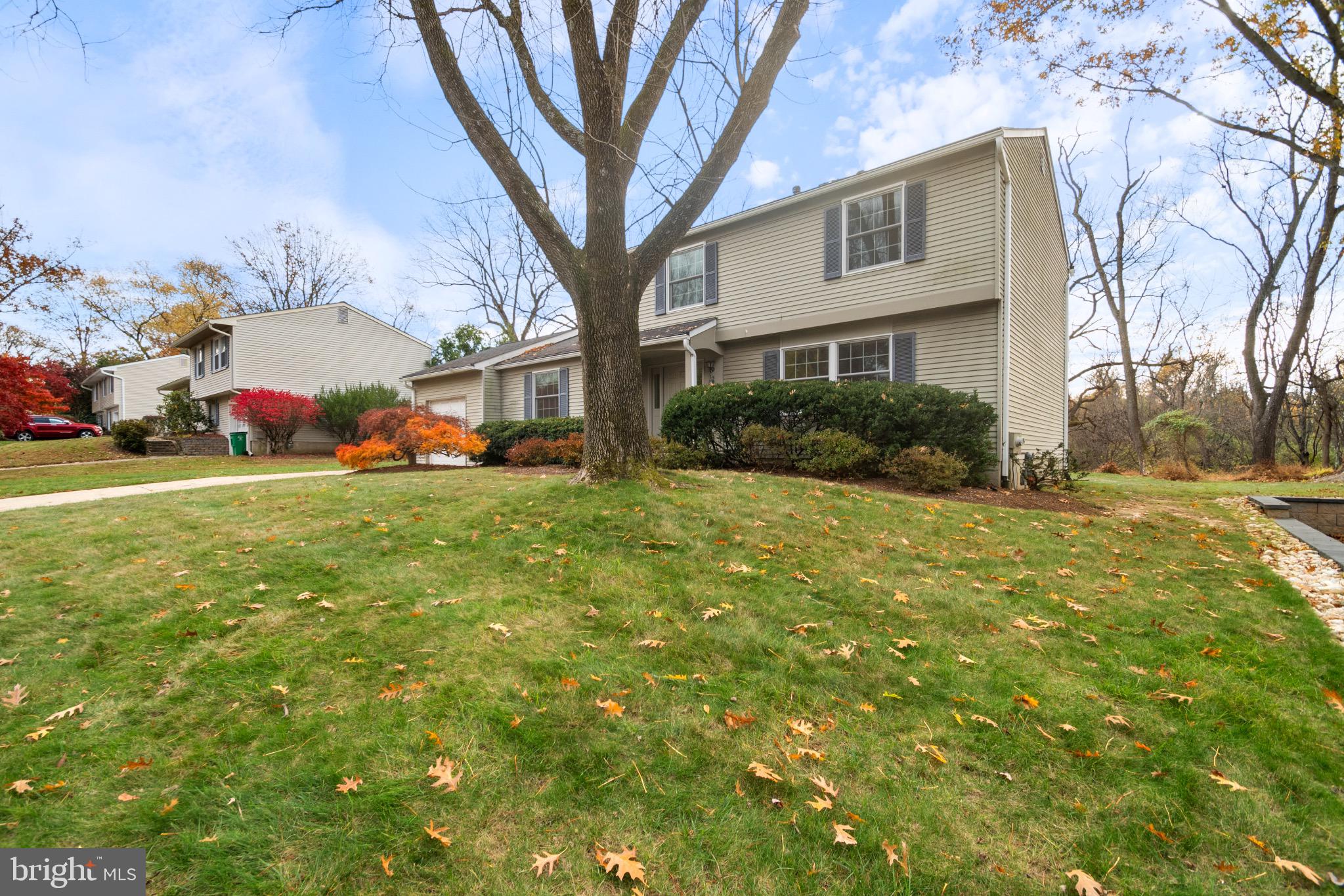 5546 PHELPS LUCK DRIVE