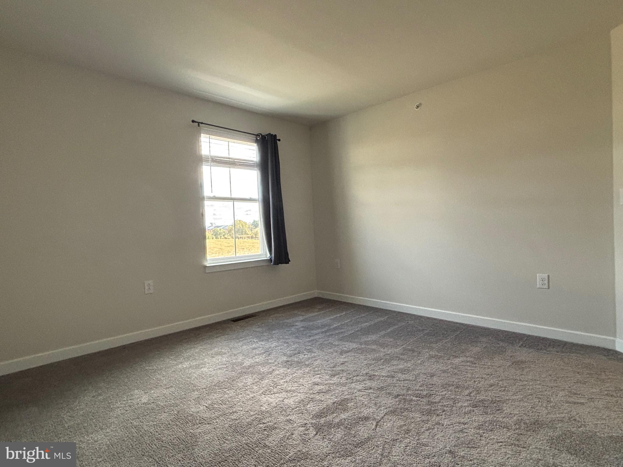 COVENTRY CHASE - Residential