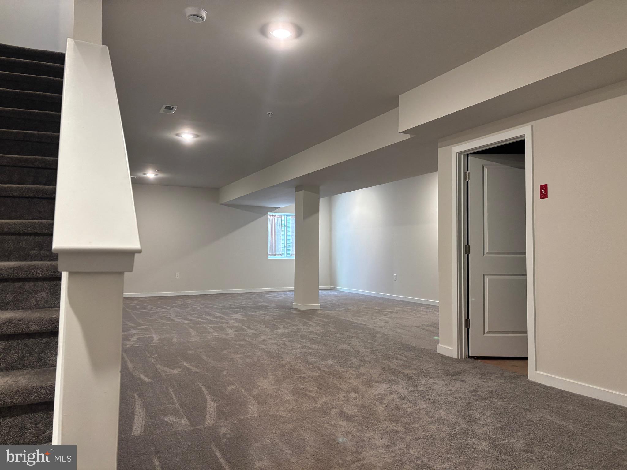 COVENTRY CHASE - Residential