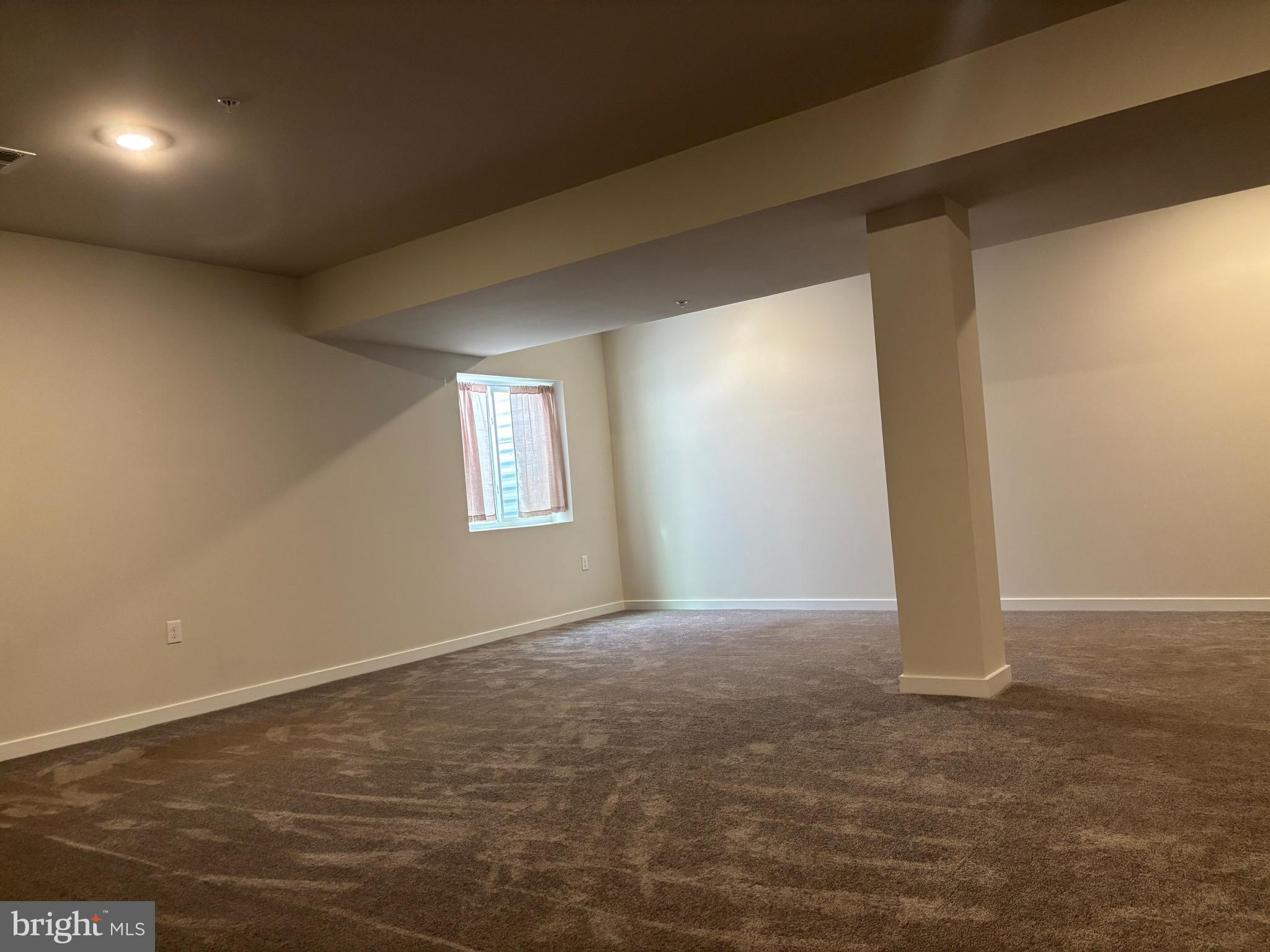 COVENTRY CHASE - Residential