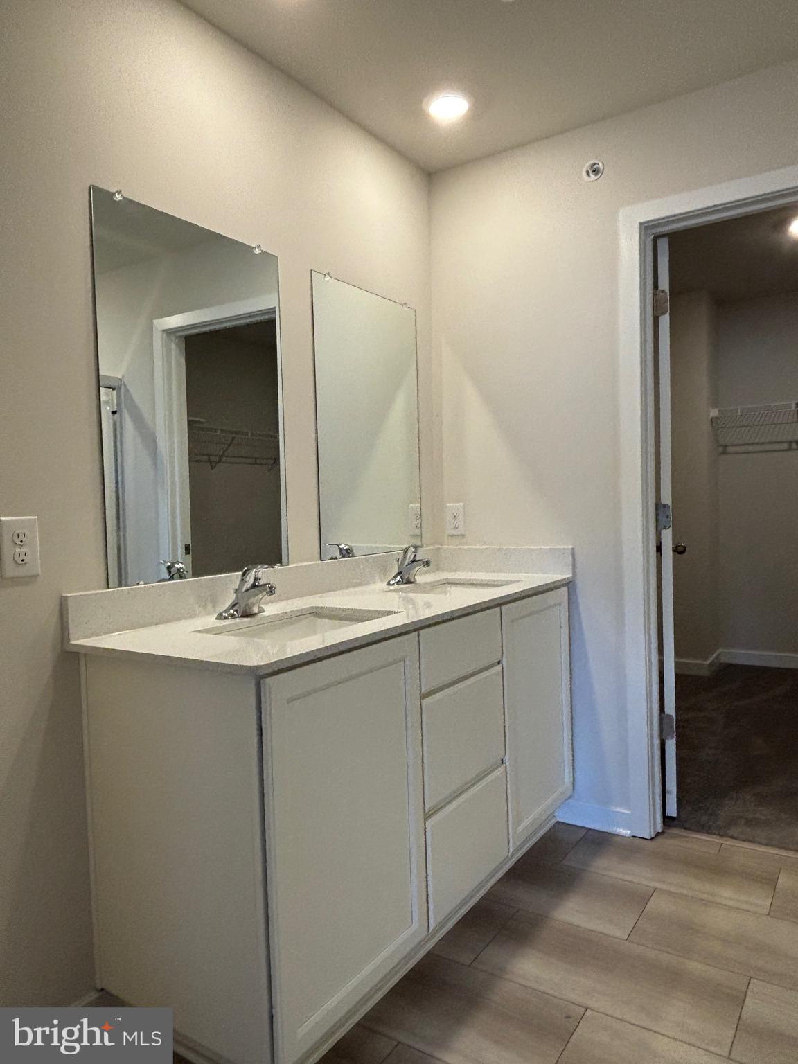 COVENTRY CHASE - Residential