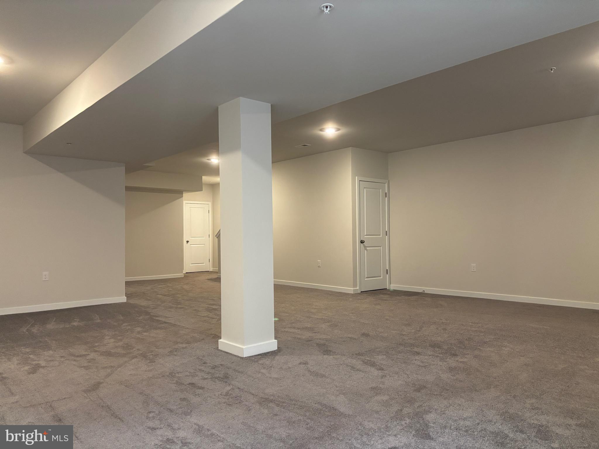 COVENTRY CHASE - Residential