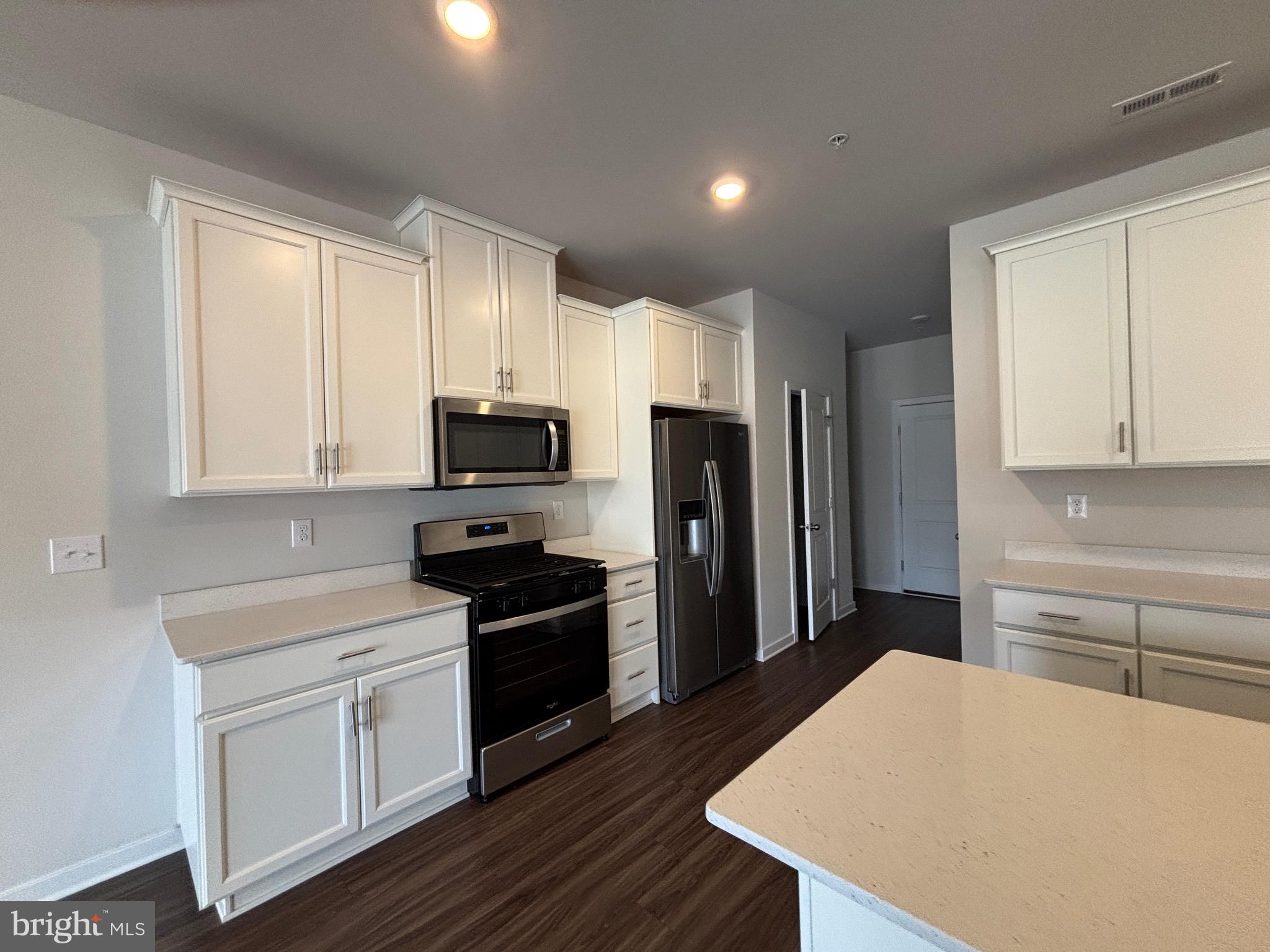 COVENTRY CHASE - Residential