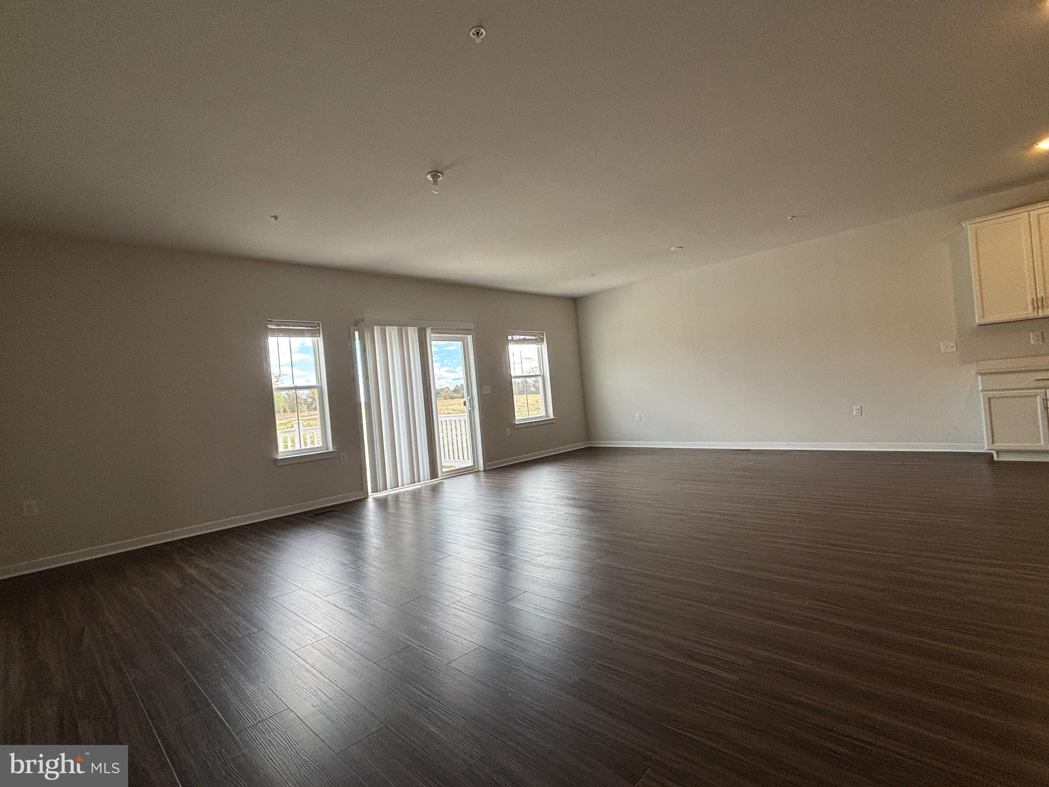 COVENTRY CHASE - Residential