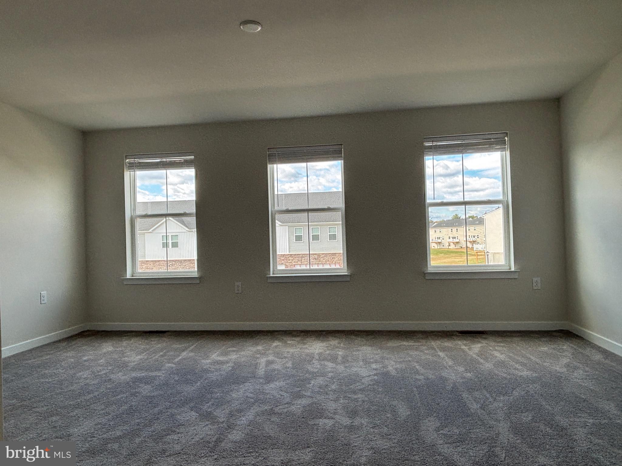 COVENTRY CHASE - Residential