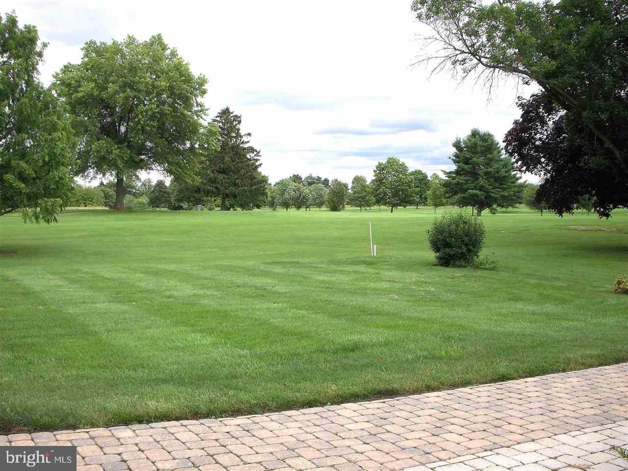 OUTDOOR COUNTRY CLUB - Residential