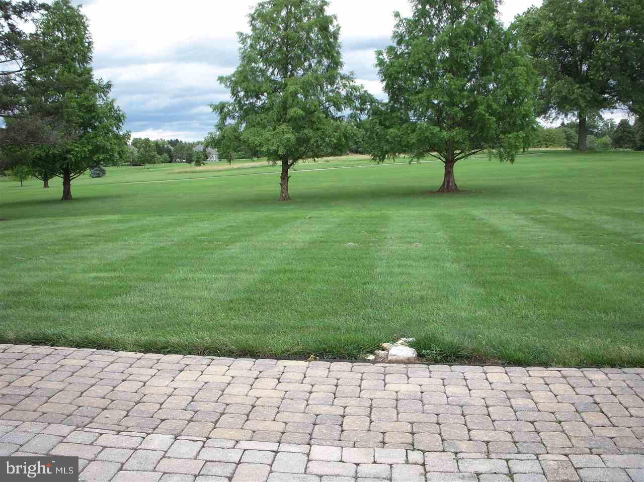 OUTDOOR COUNTRY CLUB - Residential