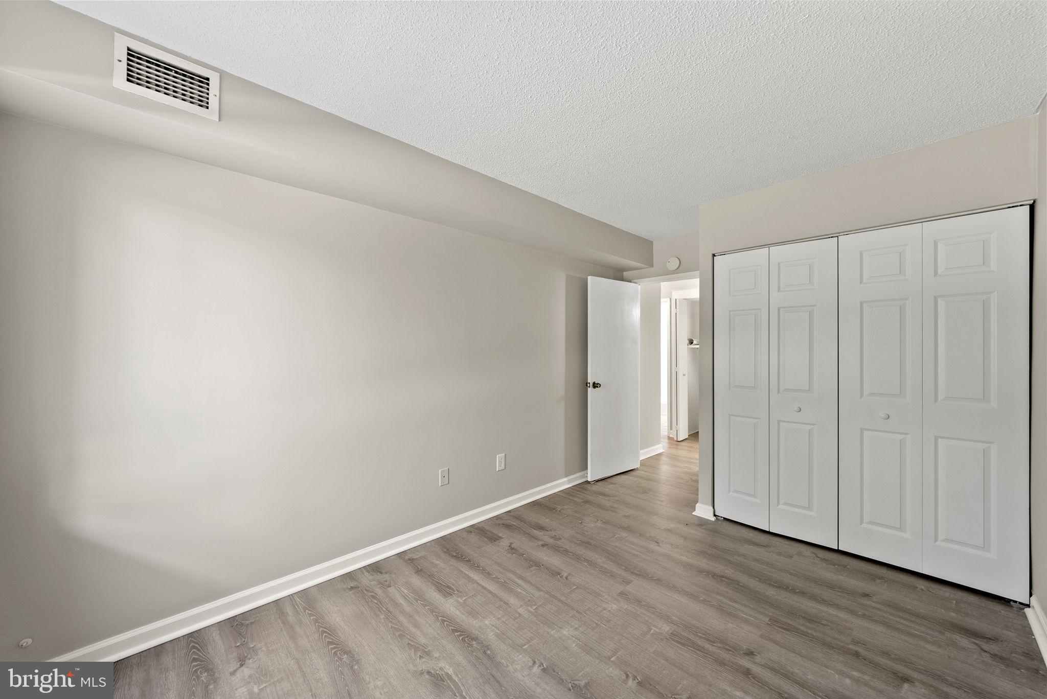 SHADOWOOD - Residential