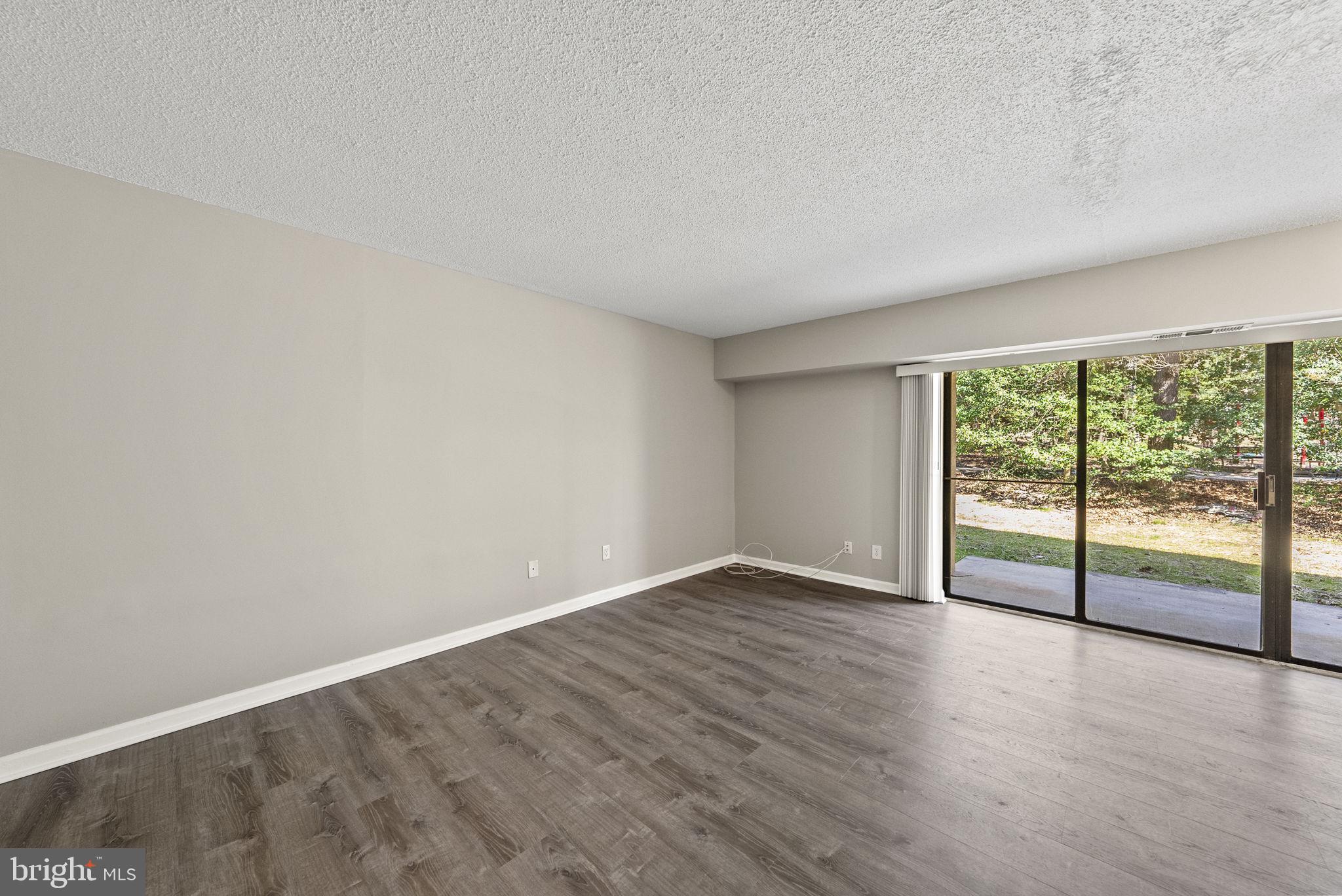 SHADOWOOD - Residential