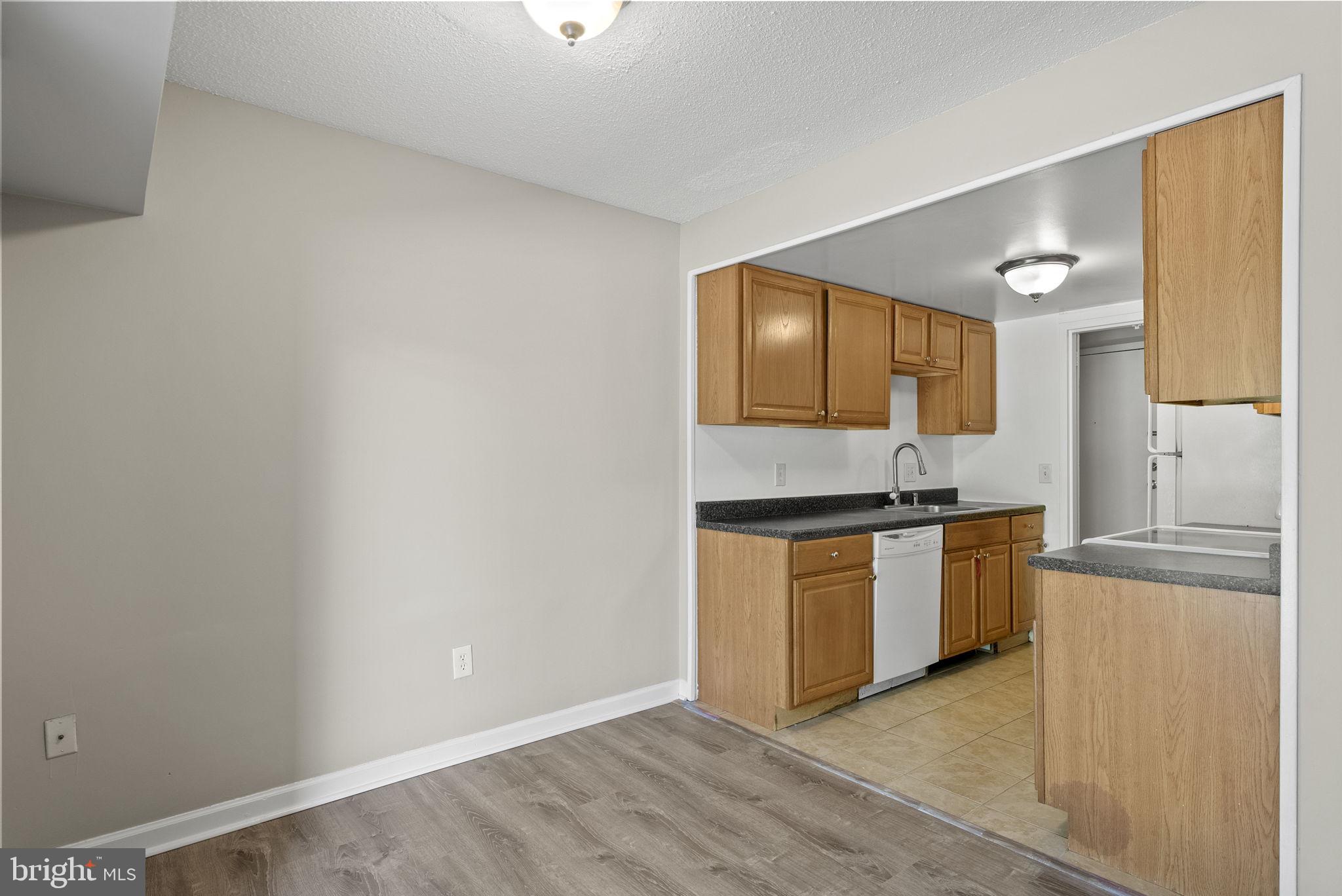 SHADOWOOD - Residential