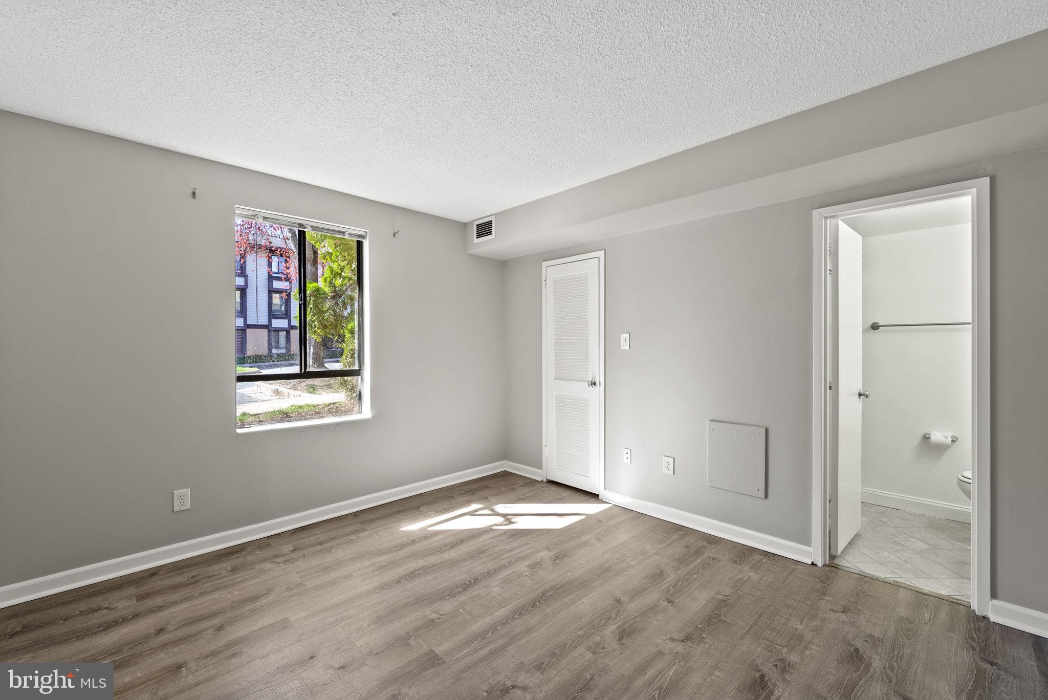 SHADOWOOD - Residential