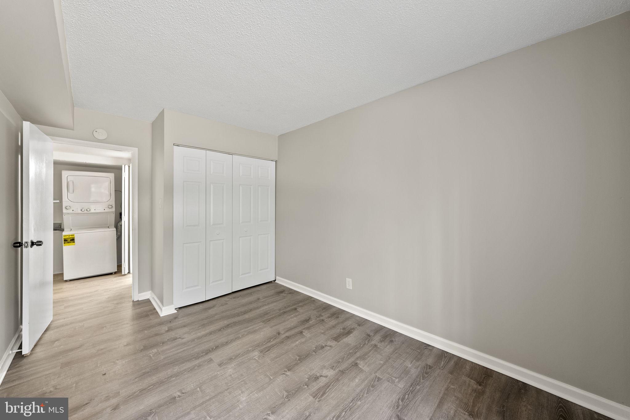 SHADOWOOD - Residential