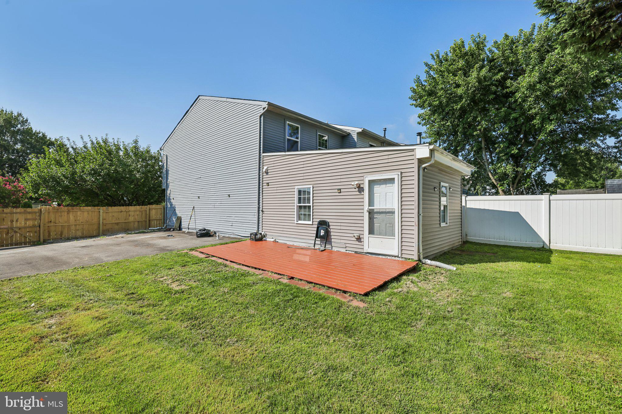 600 KITTENDALE CIRCLE