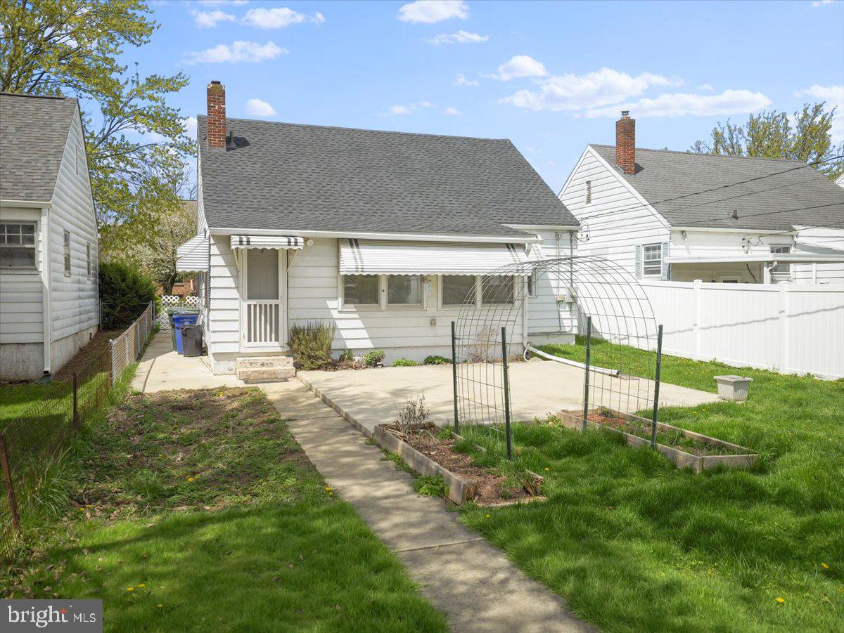 HAGERSTOWN - Residential