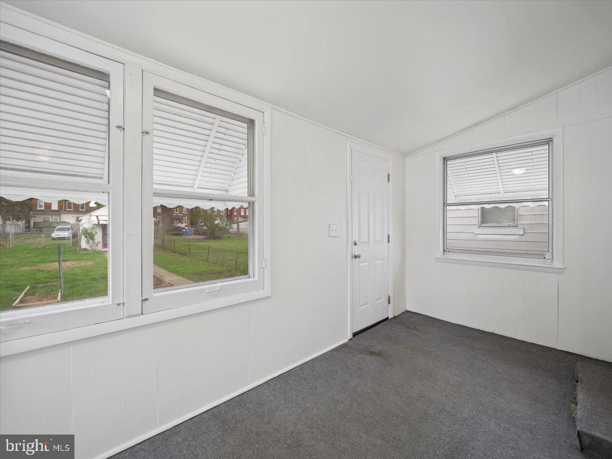 HAGERSTOWN - Residential