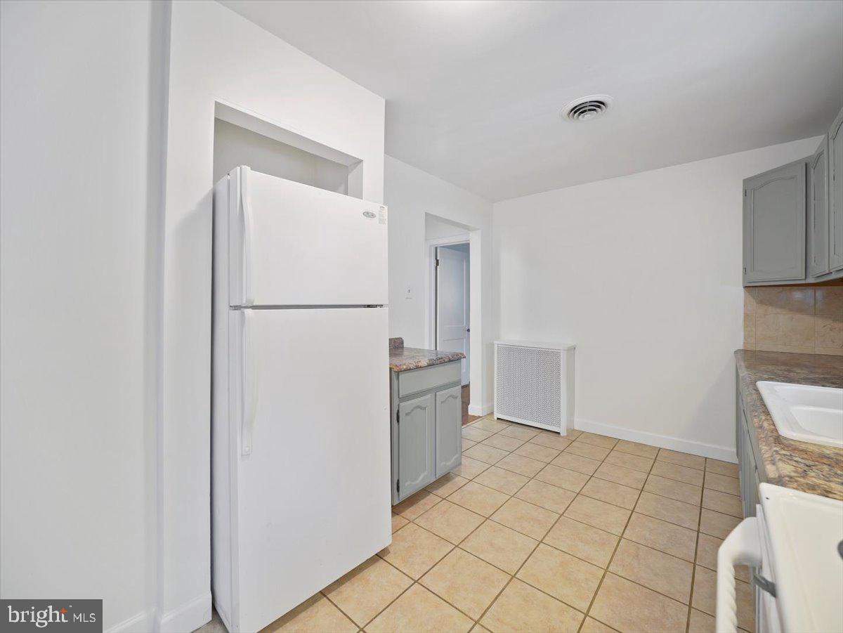 HAGERSTOWN - Residential