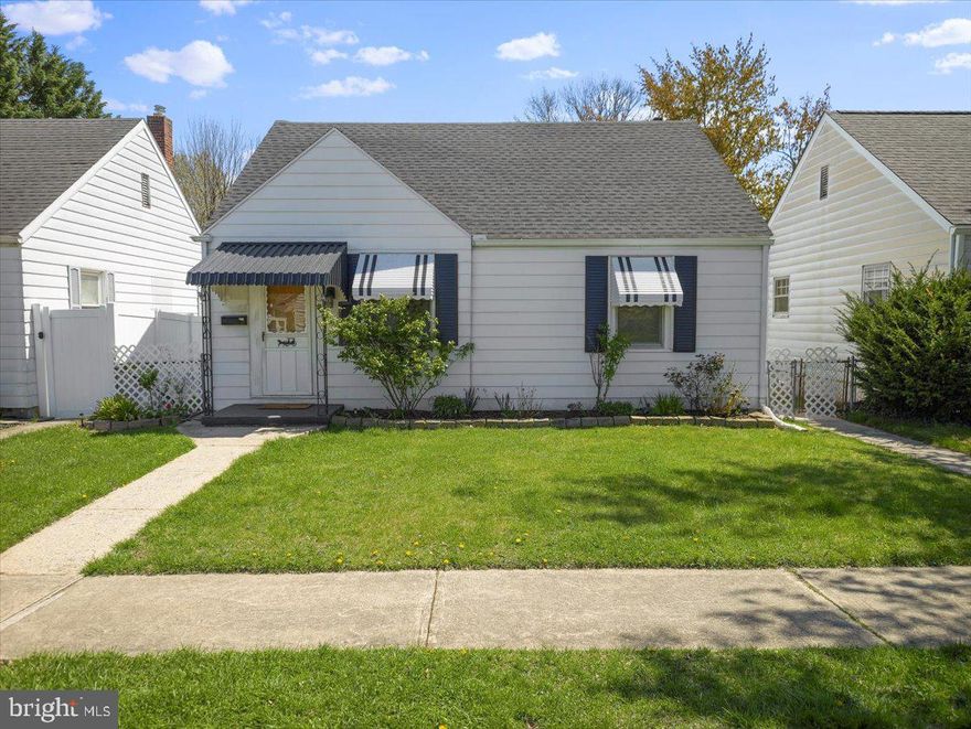 Welcome to this well-maintained and move-in ready 2-bedroom, 1-bath gem! This charming home offers a bright and airy layout with a clean, neutral interior that’s ready for your personal touch. The detached garage provides ample storage or workspace, while the manageable yard adds just the right amount of outdoor space. Whether you’re a first-time buyer or looking to downsize, this home is the ideal fit. Conveniently located close to shopping, dining, and everyday amenities — comfort and convenience come together in this affordable, low-maintenance home!