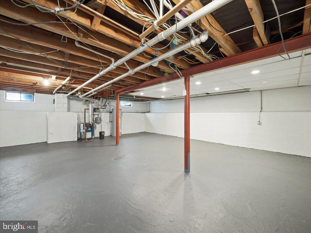 HAGERSTOWN - Residential