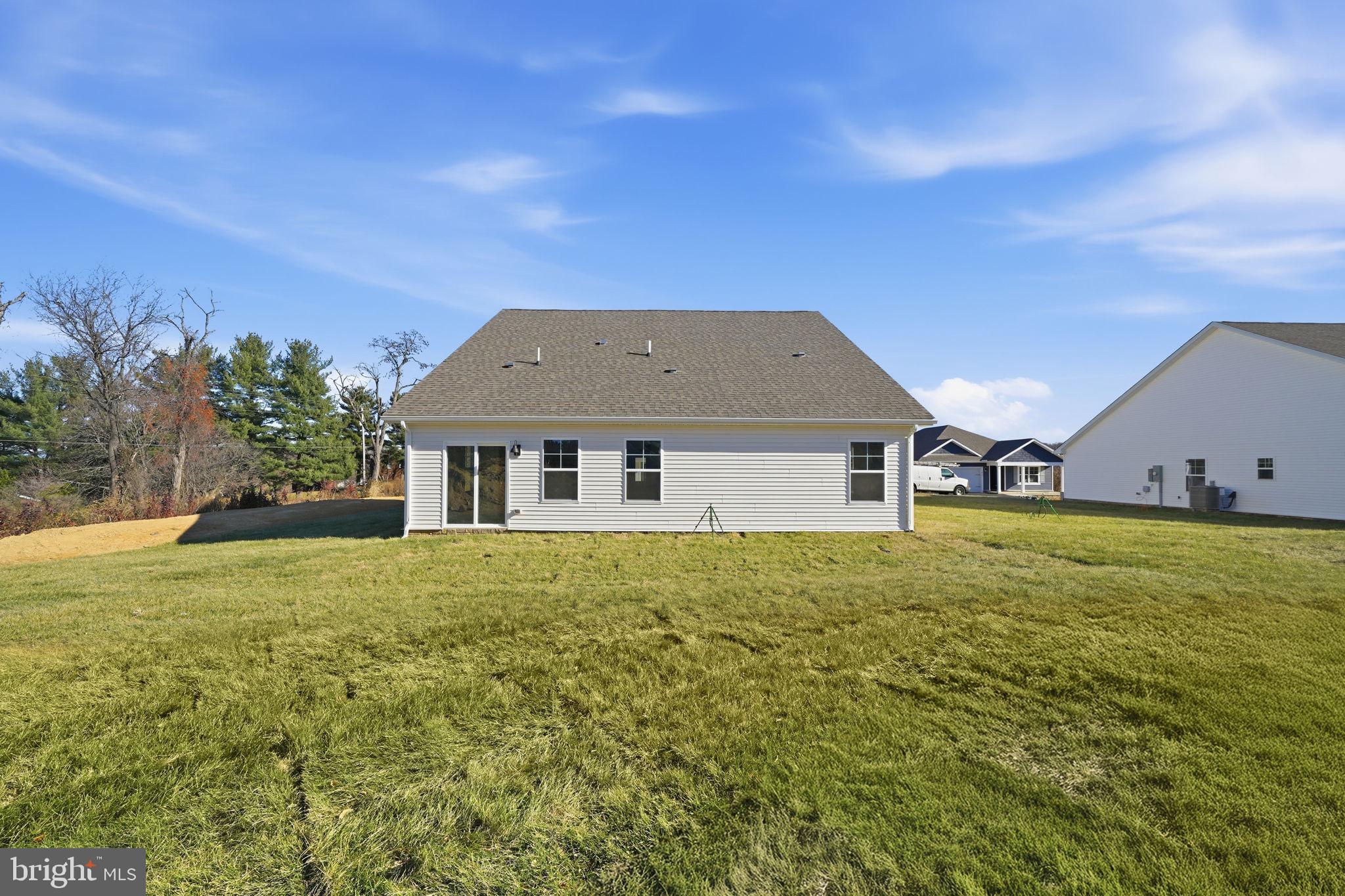 SPRING LAKES - Residential