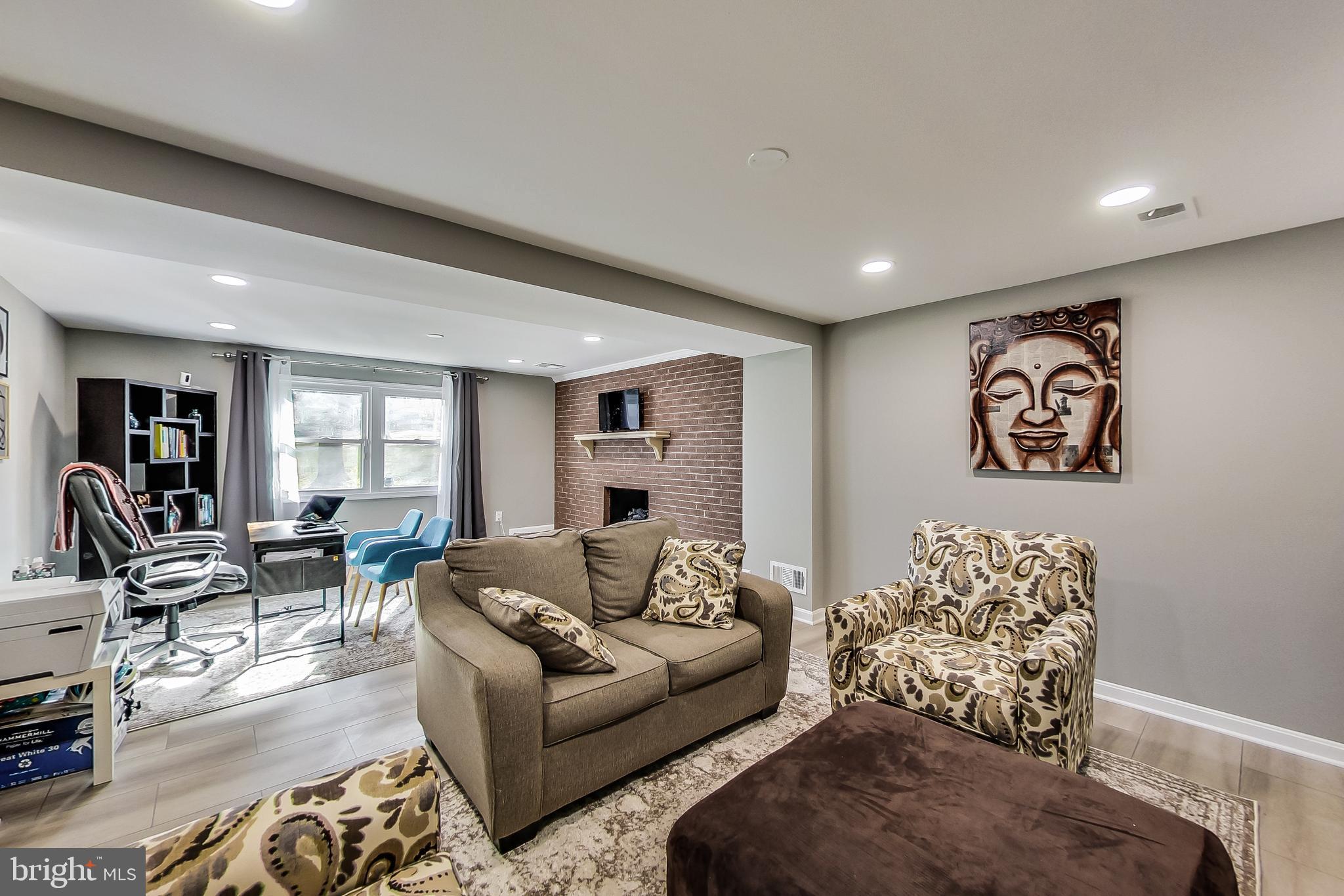 MARLBORO MEADOWS - Residential