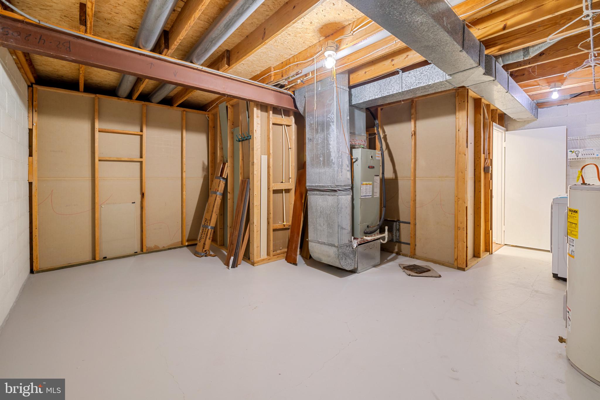 VILLAGE OF HICKORY RIDGE - Residential