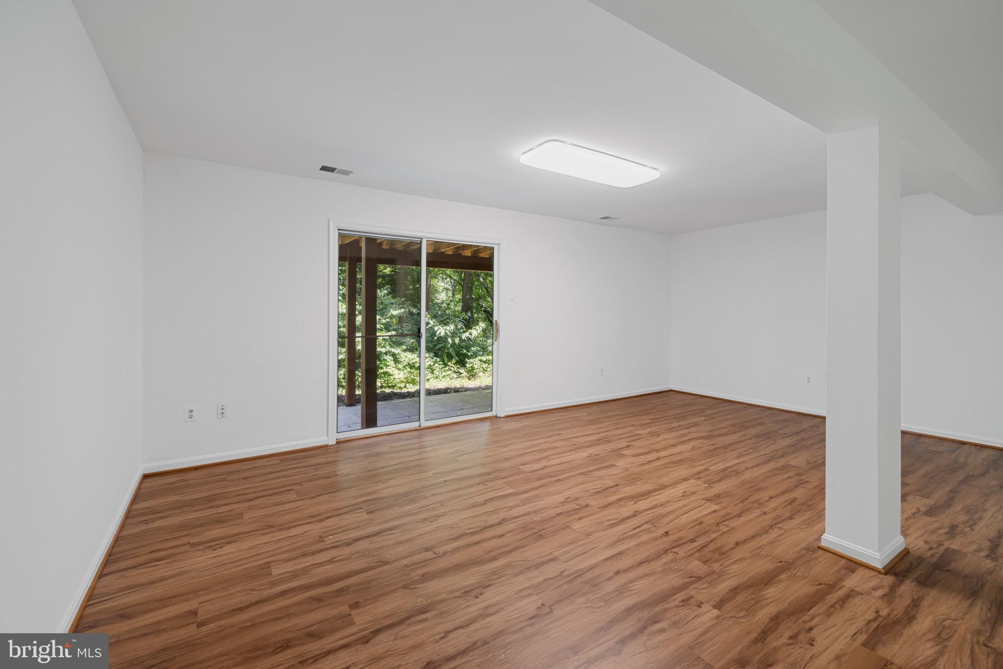 VILLAGE OF HICKORY RIDGE - Residential