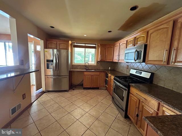 EAST SPRINGBROOK - Residential