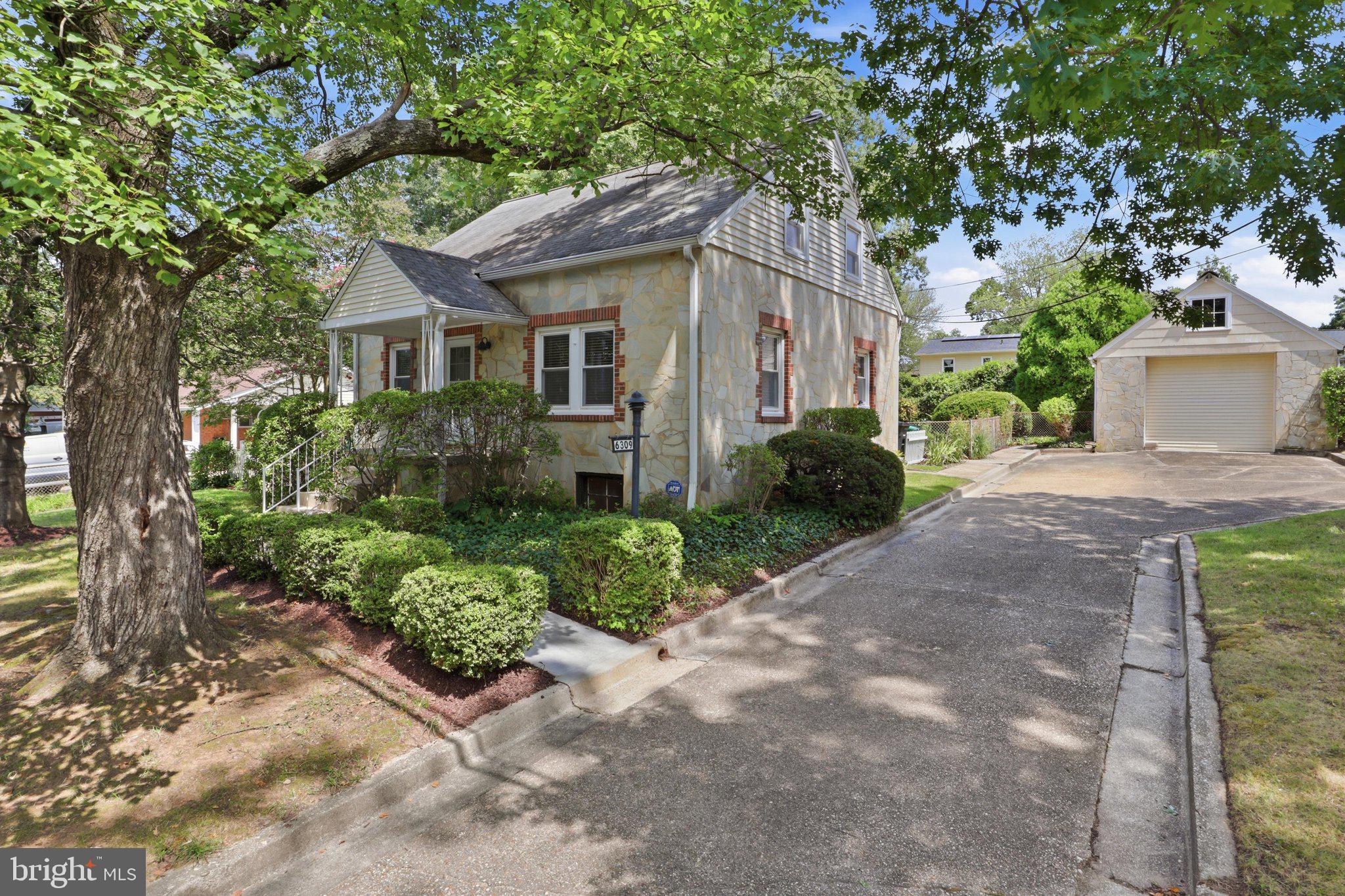 6309 NAVAL AVENUE