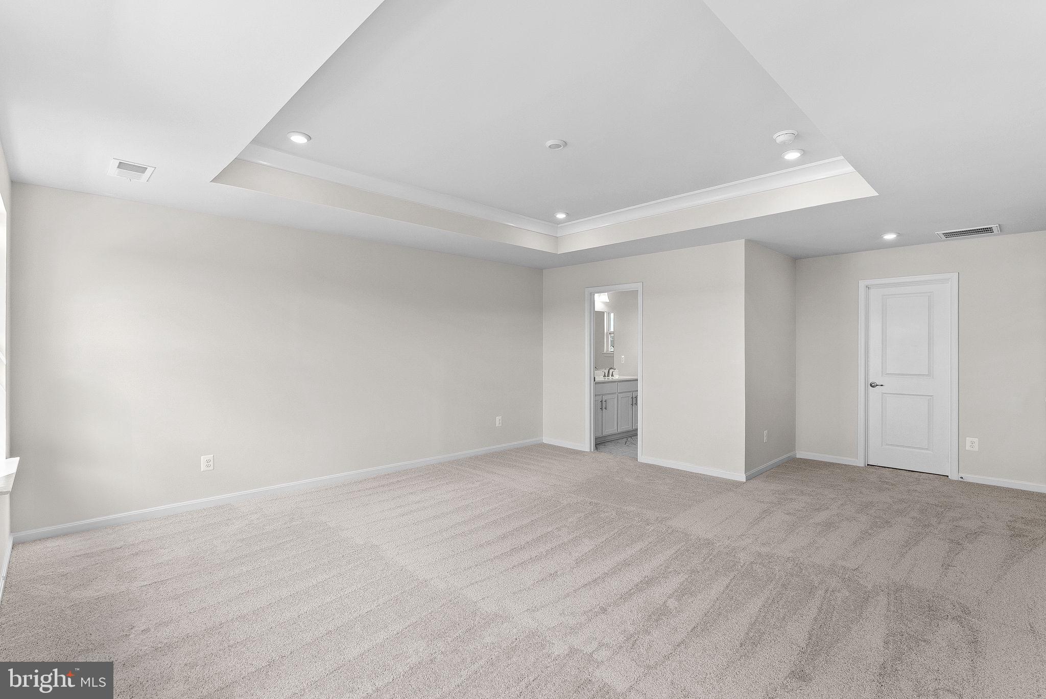 HUNTWELL WEST - Residential