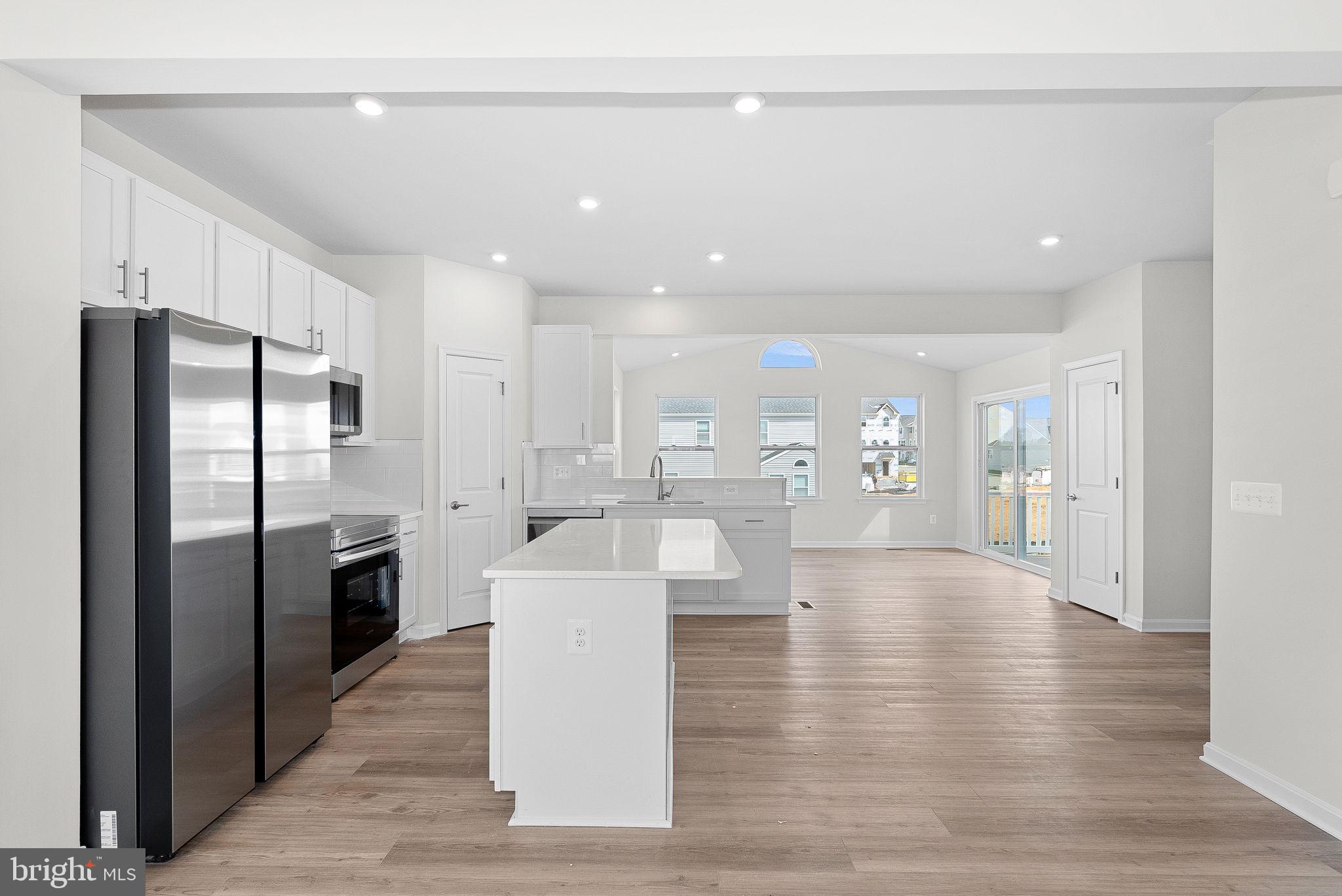 HUNTWELL WEST - Residential