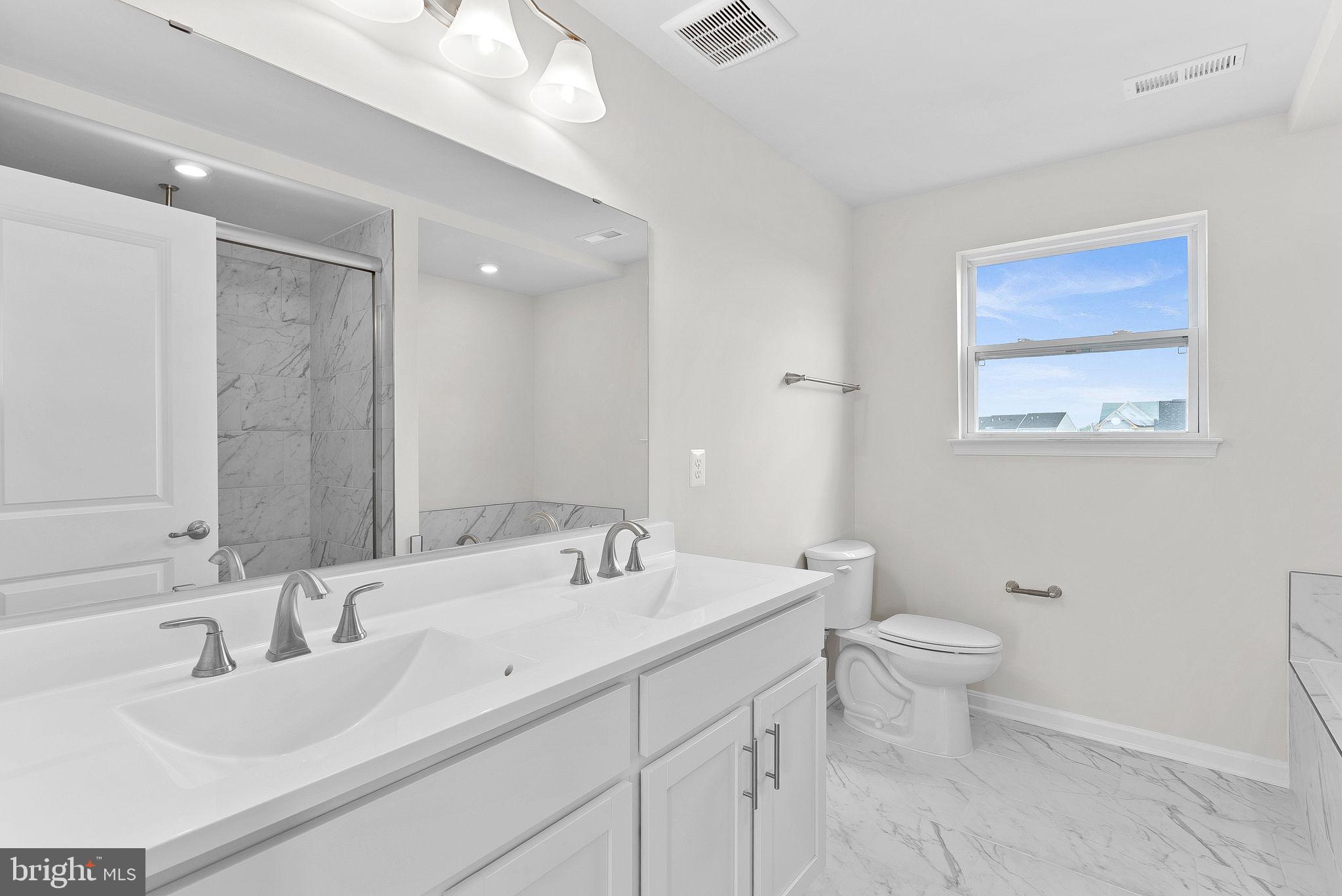 HUNTWELL WEST - Residential