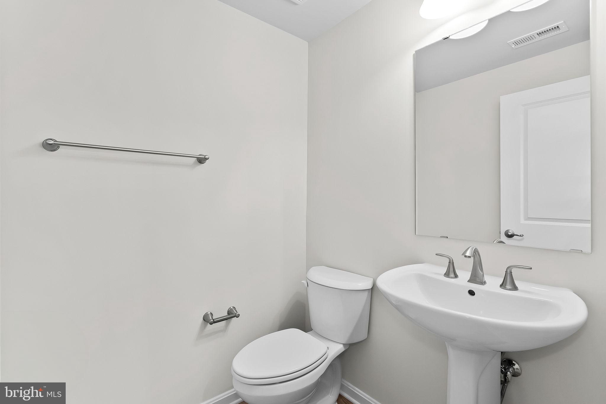 HUNTWELL WEST - Residential