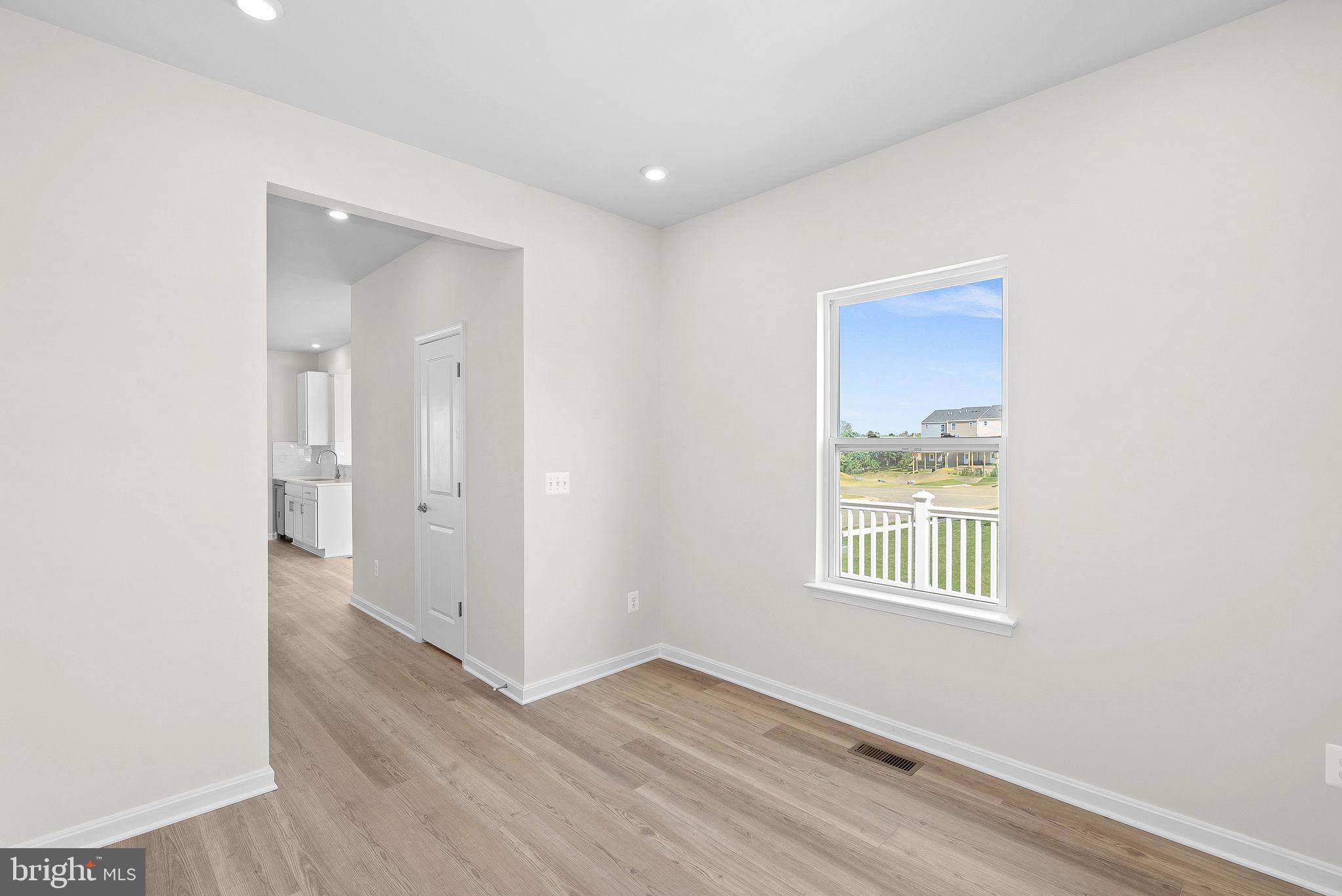 HUNTWELL WEST - Residential