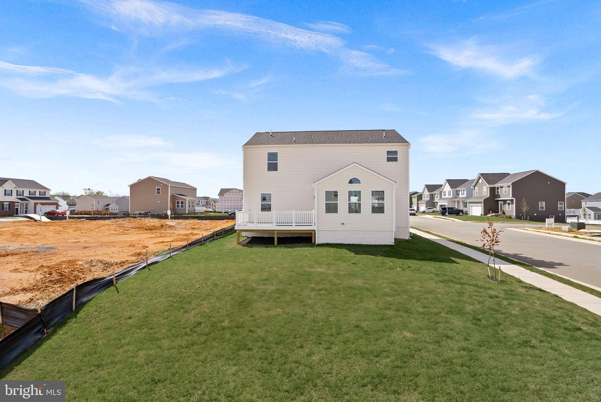 HUNTWELL WEST - Residential