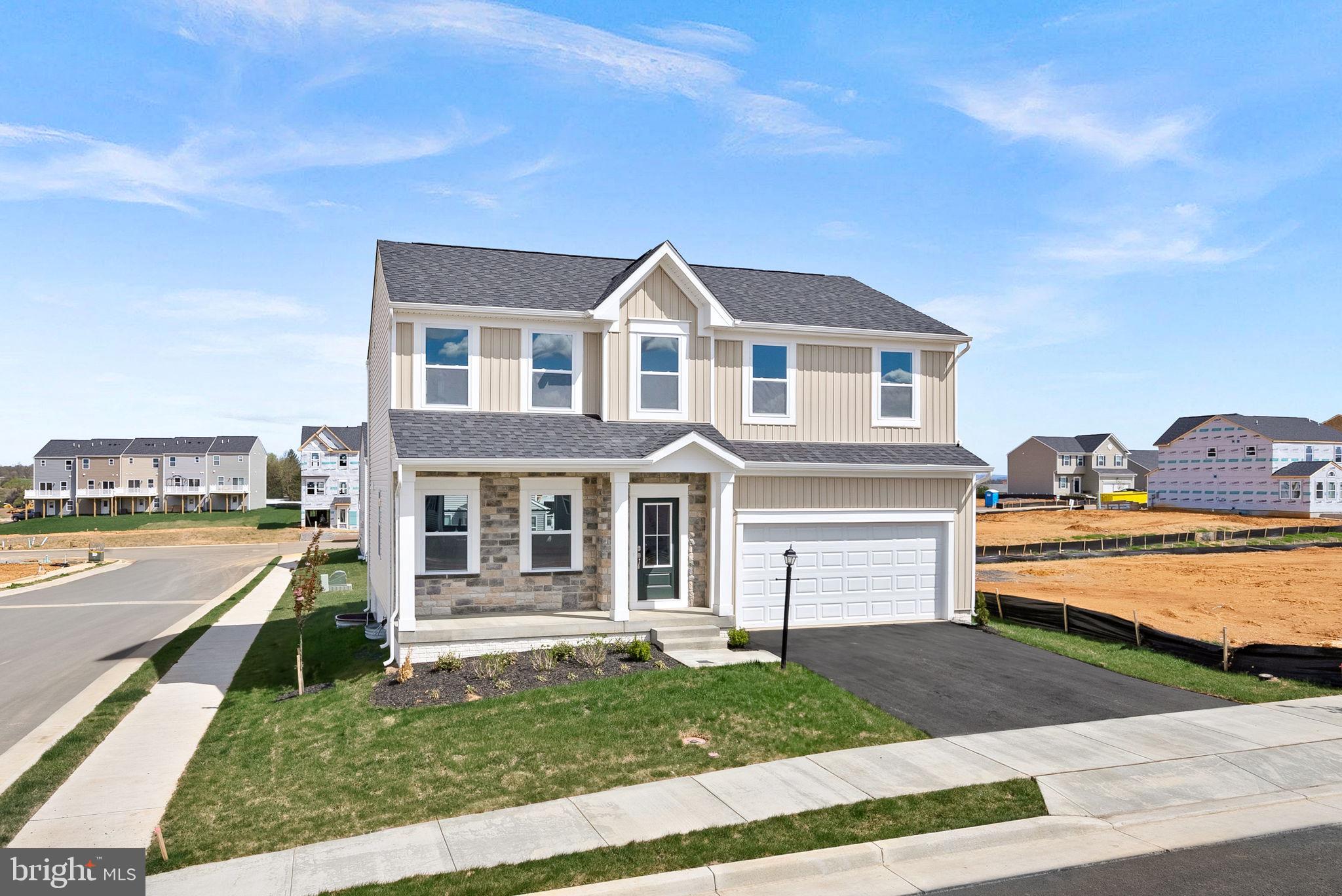 HUNTWELL WEST - Residential