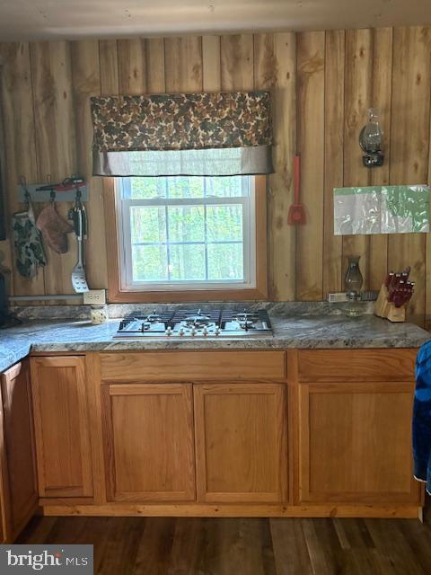 WOLF RUN LOA - Residential