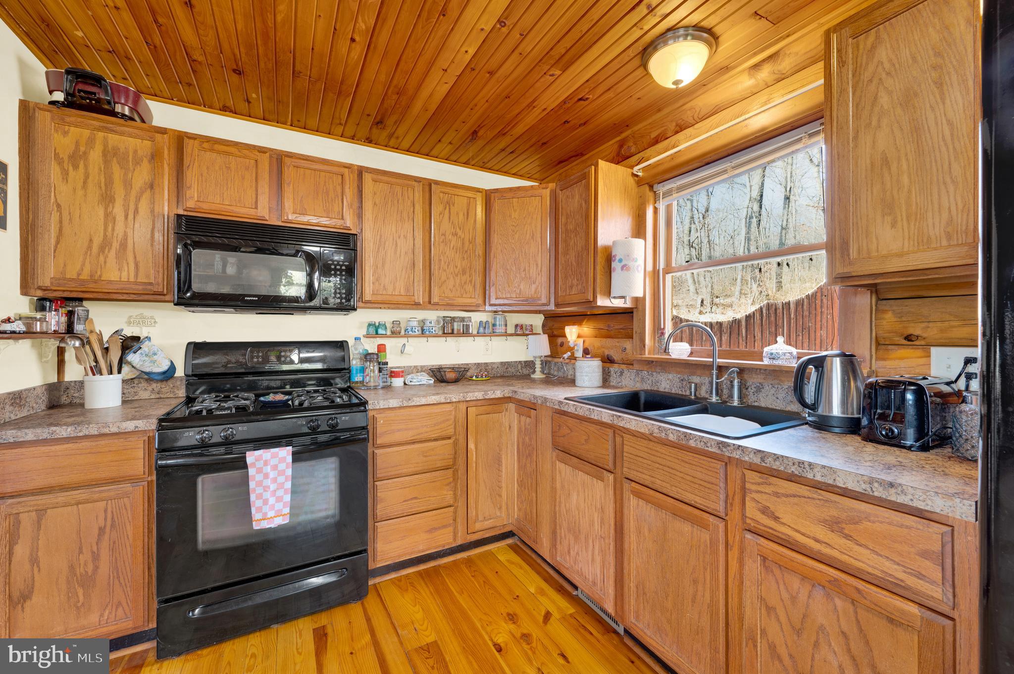 SHAWNEELAND - Residential