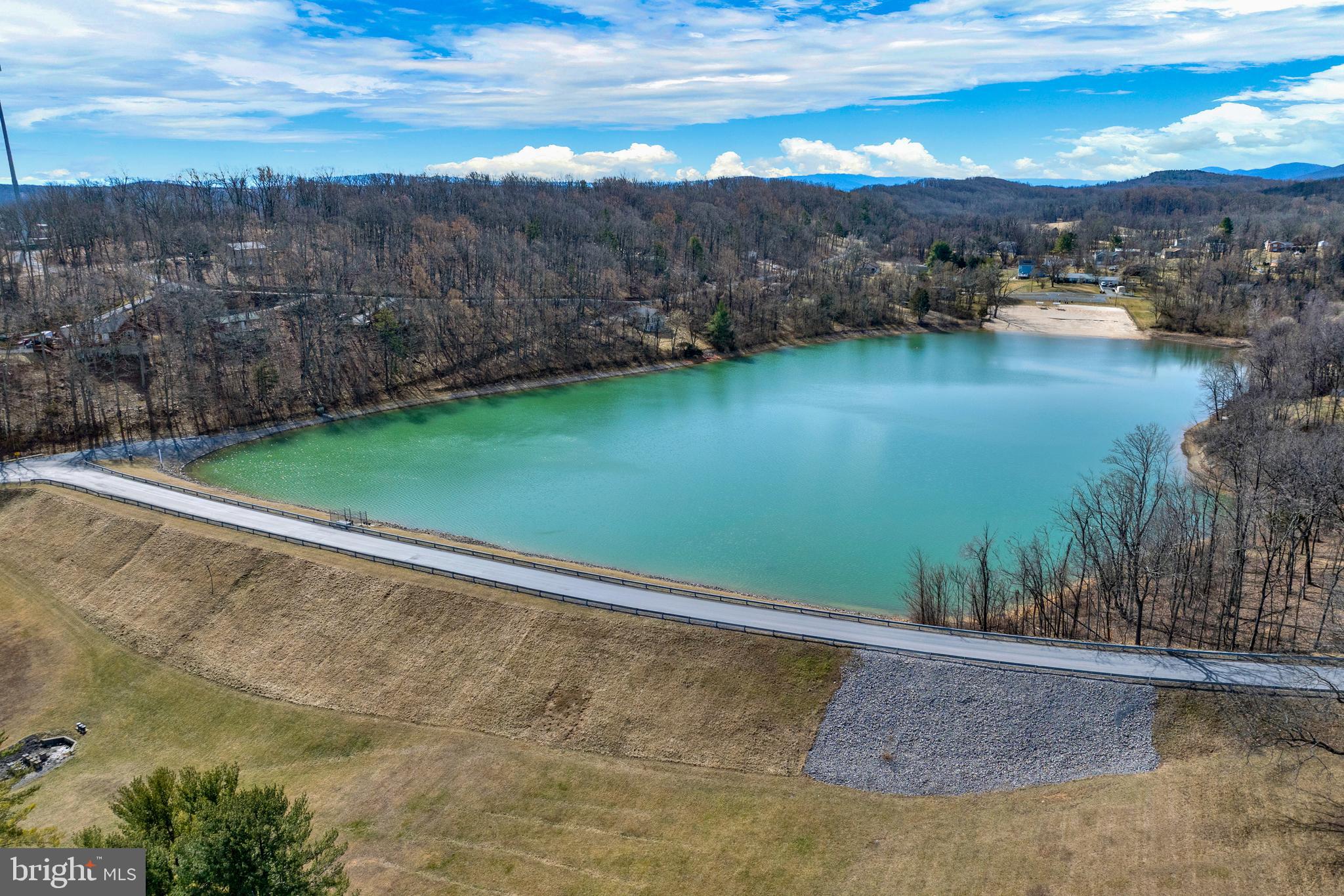 SHAWNEELAND - Residential