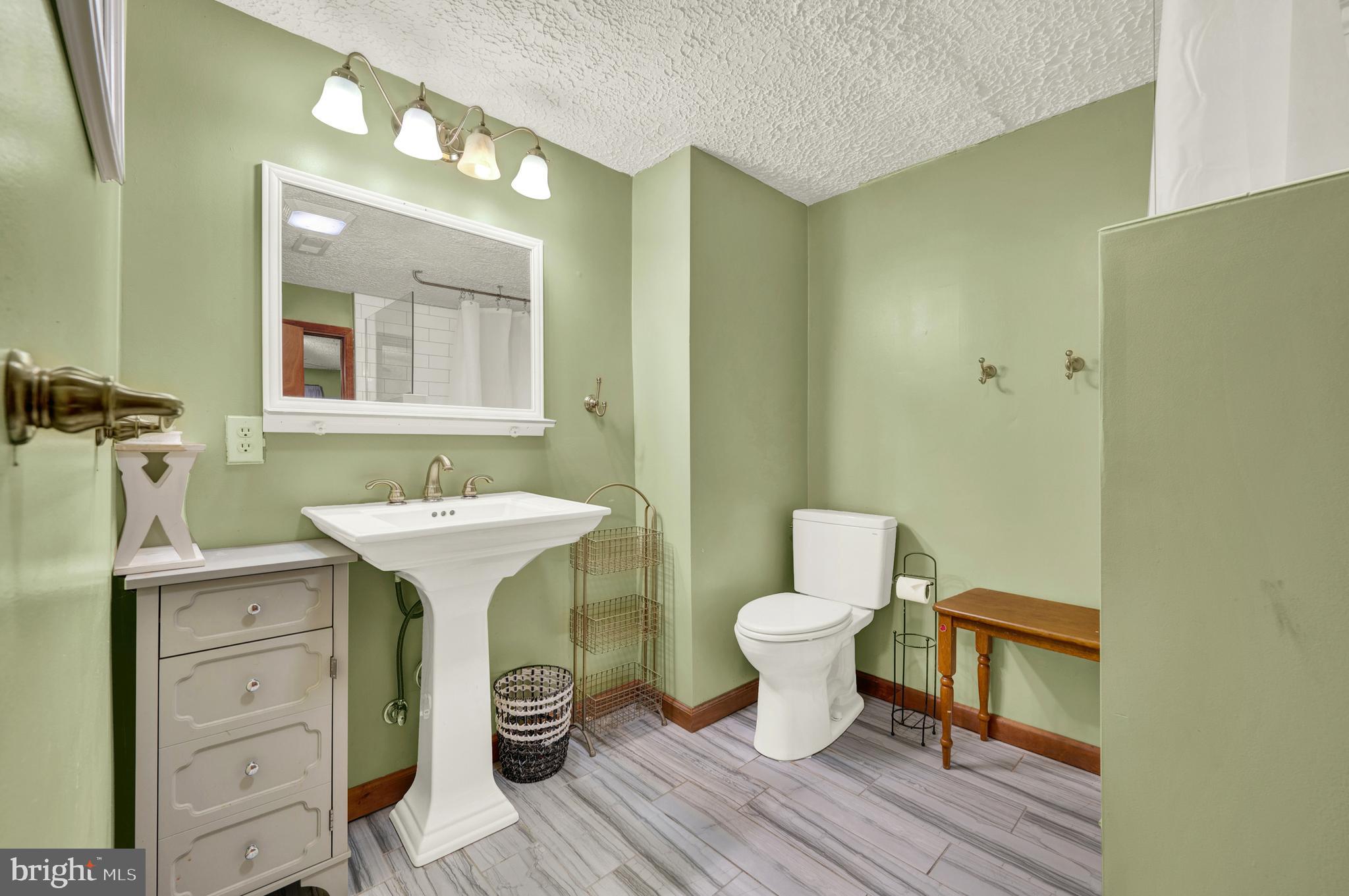 SHAWNEELAND - Residential